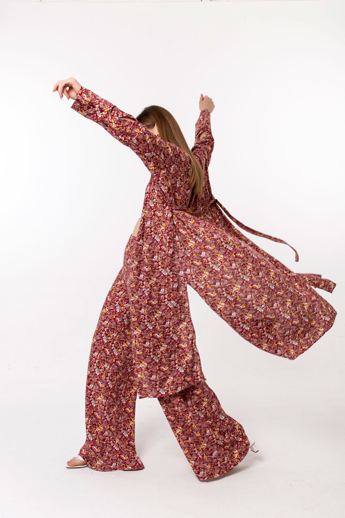 Long Sleeve Without Collar Below Knee Oversize Crispy Floral Women Kimono - Burgundy