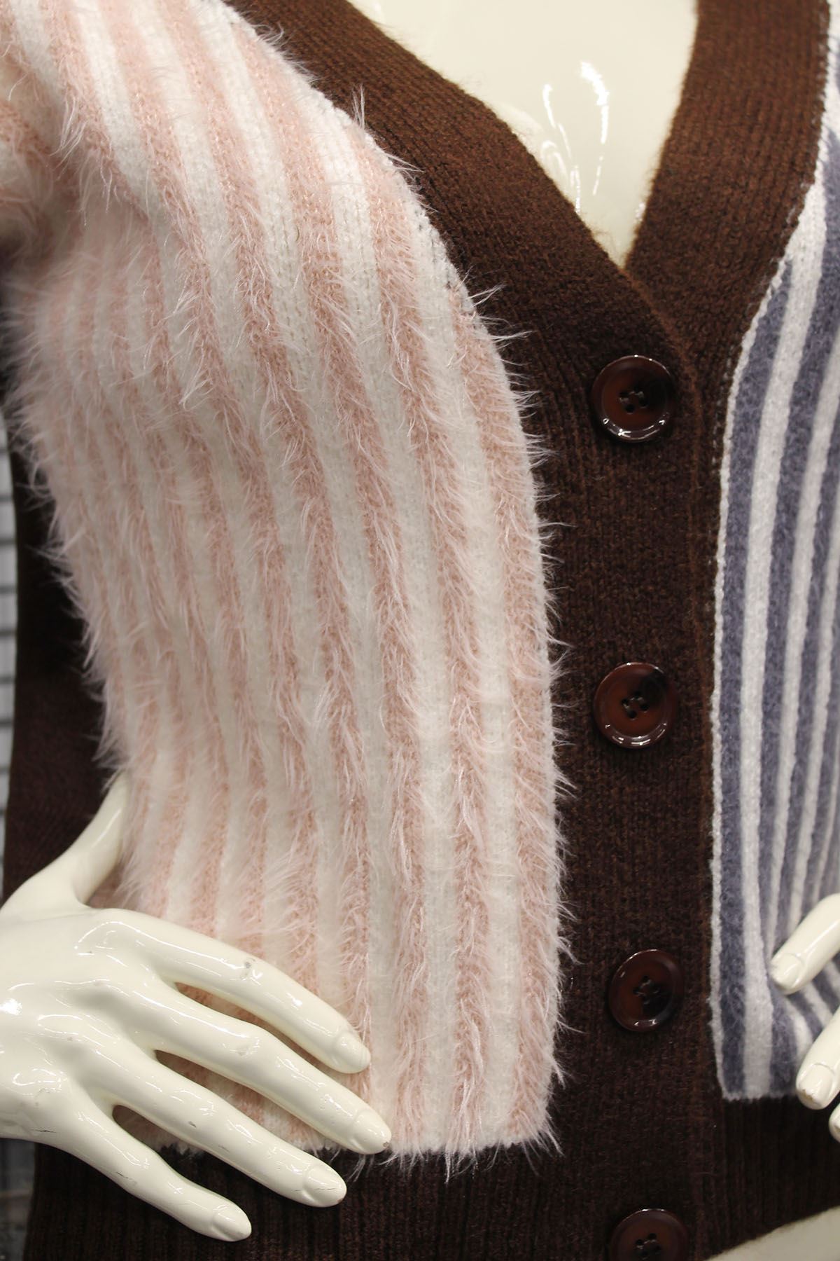 Knitwear Fabric Long Sleeve V-Neck Short Striped Women Cardigan - Light Pink-Grey