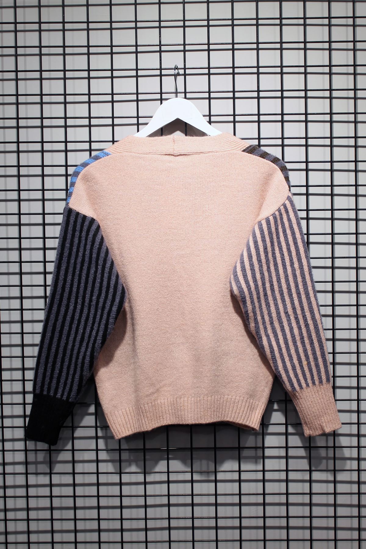 Knitwear Fabric Long Sleeve V-Neck Short Striped Women Cardigan - İndigo-Anthracite 