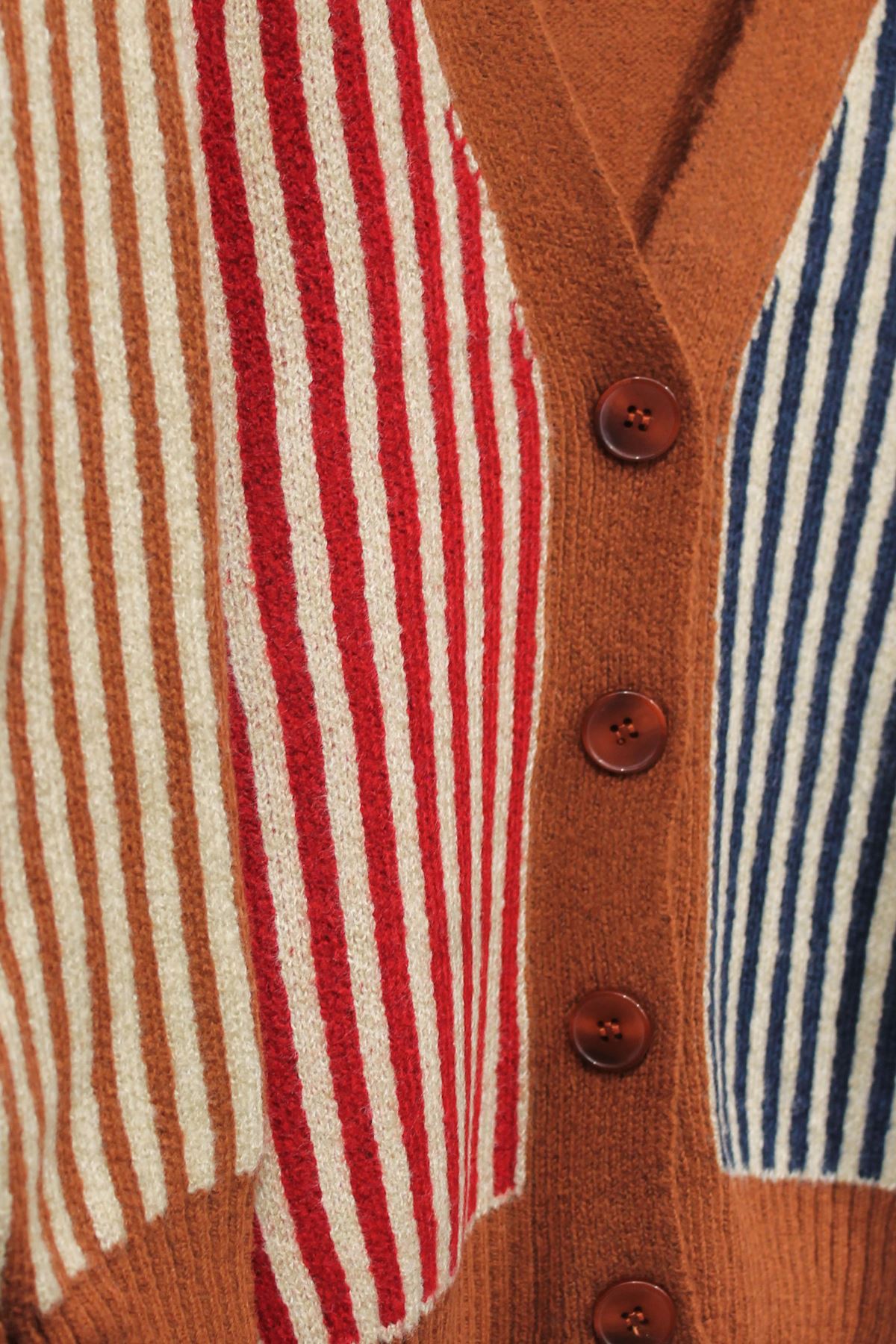 Knitwear Fabric Long Sleeve V-Neck Short Striped Women Cardigan - Navy-Burgundy