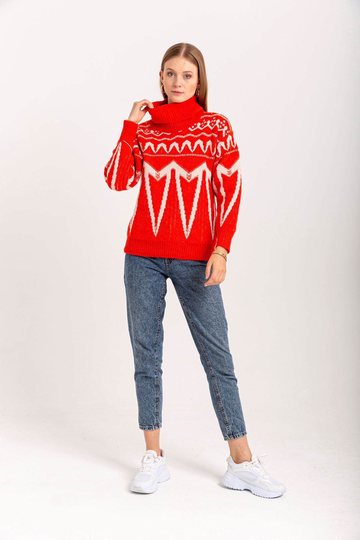 Knitwear Fabric Long Sleeve Turtle Neck Striped Women Sweater - Red