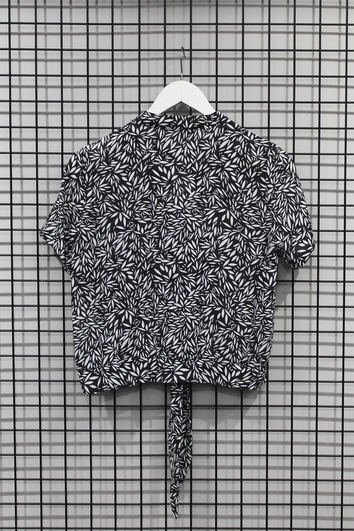 Jessica Blouse Short Sleeve V-Neck Dotted Print Blouse - Black