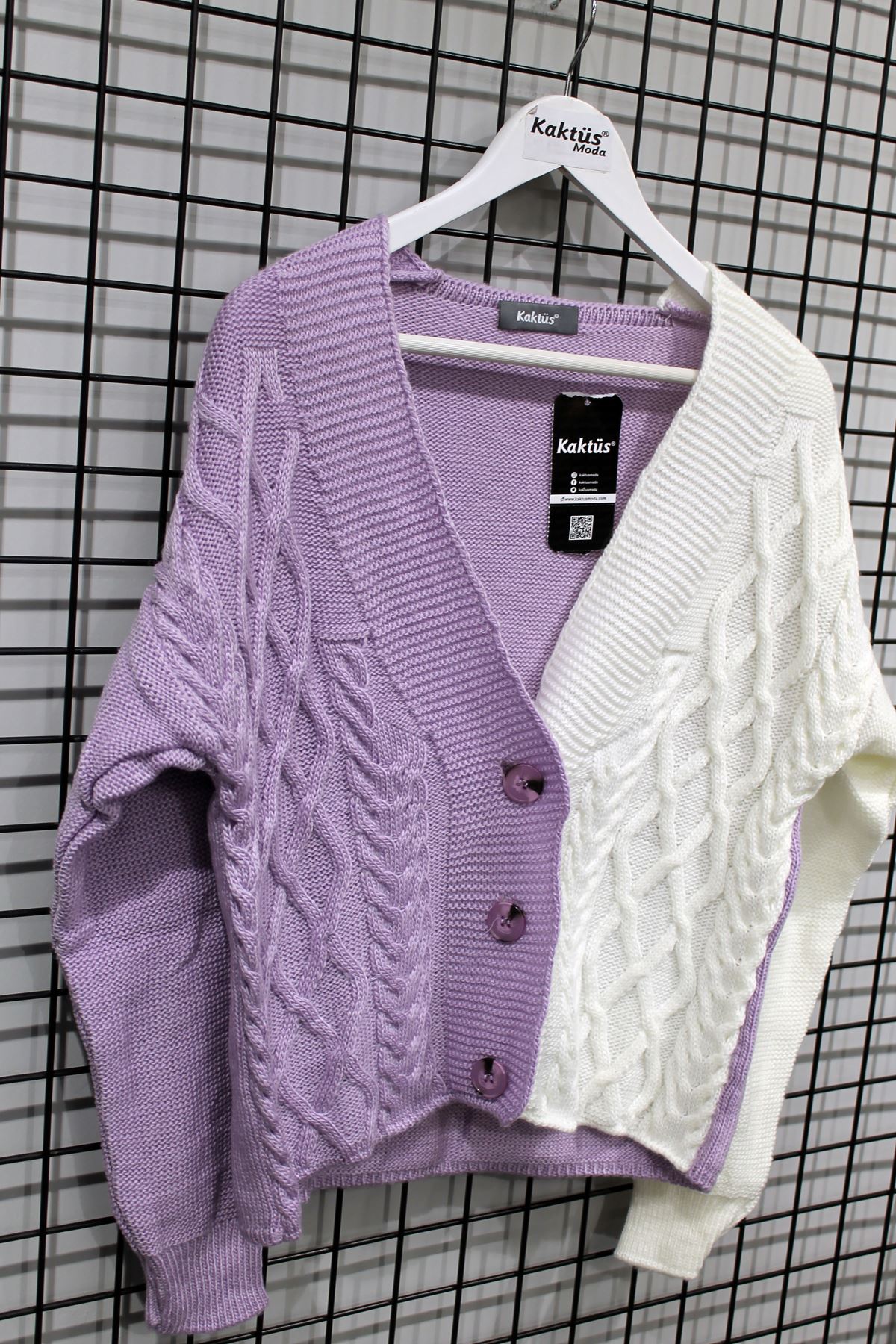 Knitwear Fabric Long Sleeve V-Neck Color-Blocked Women Cardigan - Lilac
