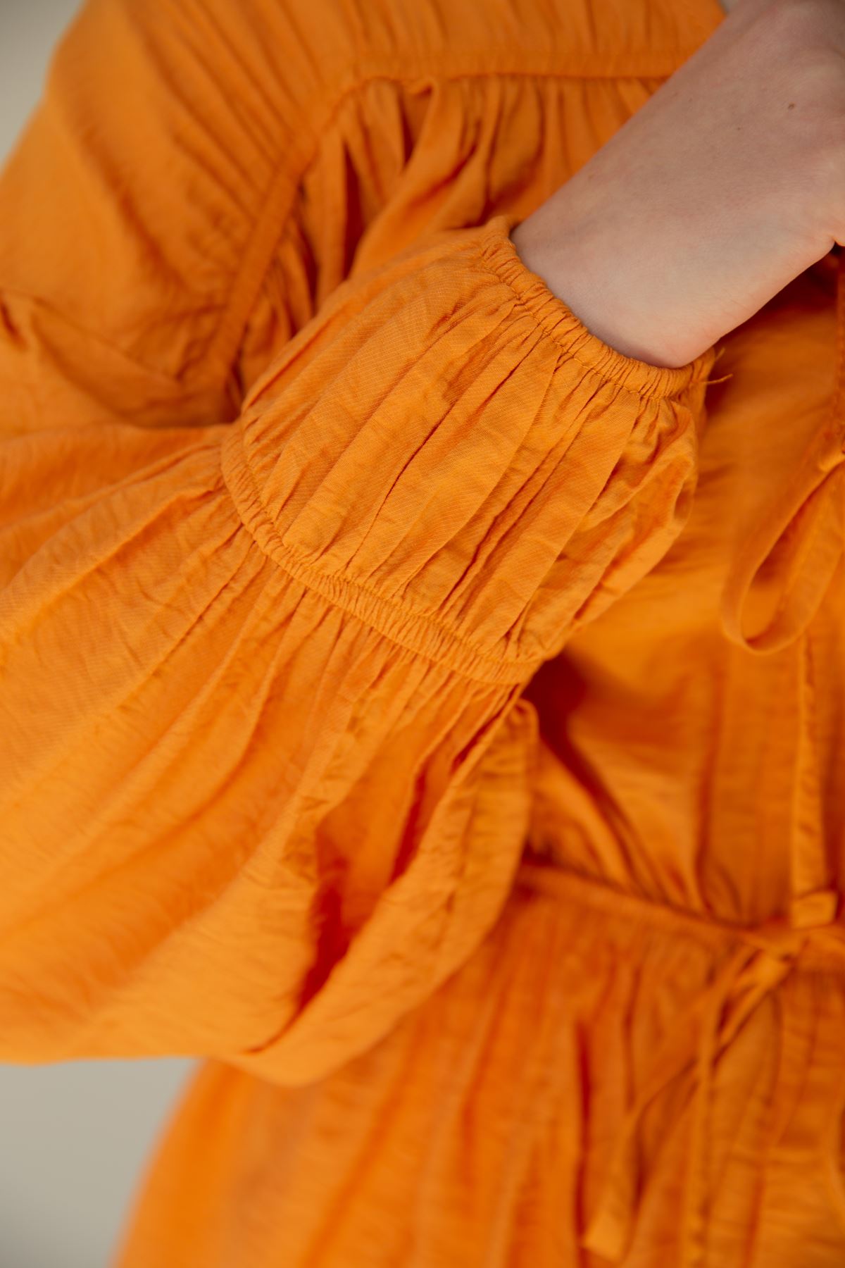 Seda Keten Kumaş Bağlama Detaylı Kadın Gömlek-Oranj