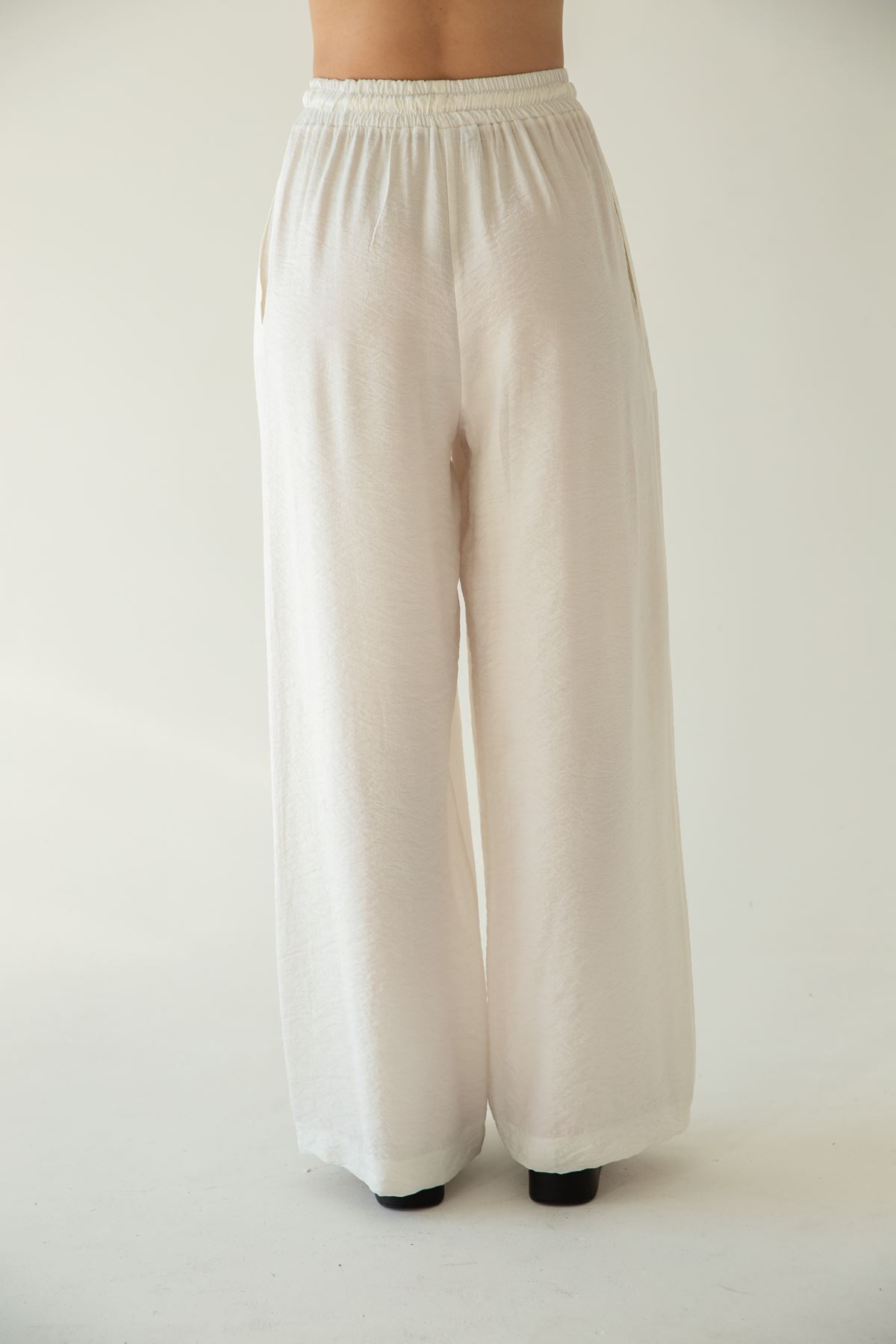 сатин ткань женские брюки с эластичной талией-Молочный