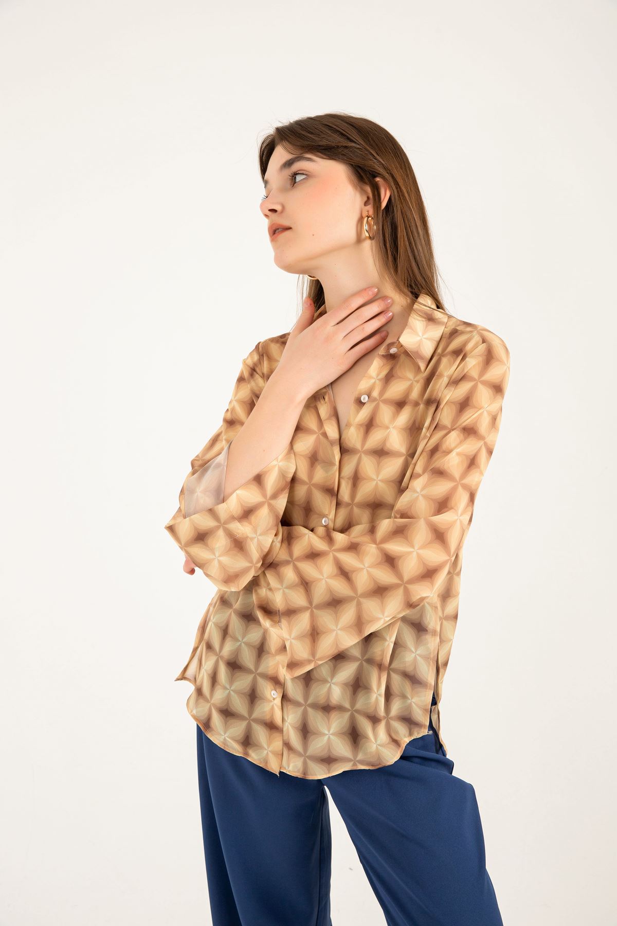Chiffon Fabric Long Sleeve Full Fit Floral Print Women Shirt - Beige 