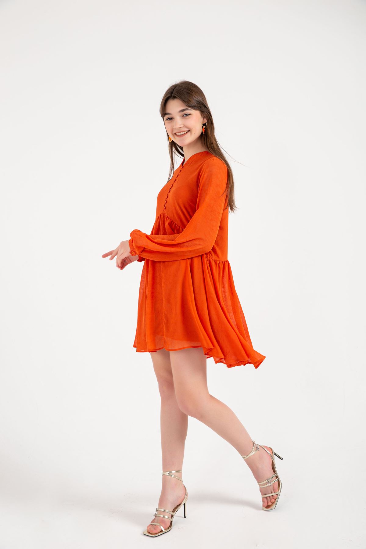 فستان نسائي قماش شيفون ياقة قصير قالب مريح - برتقالي