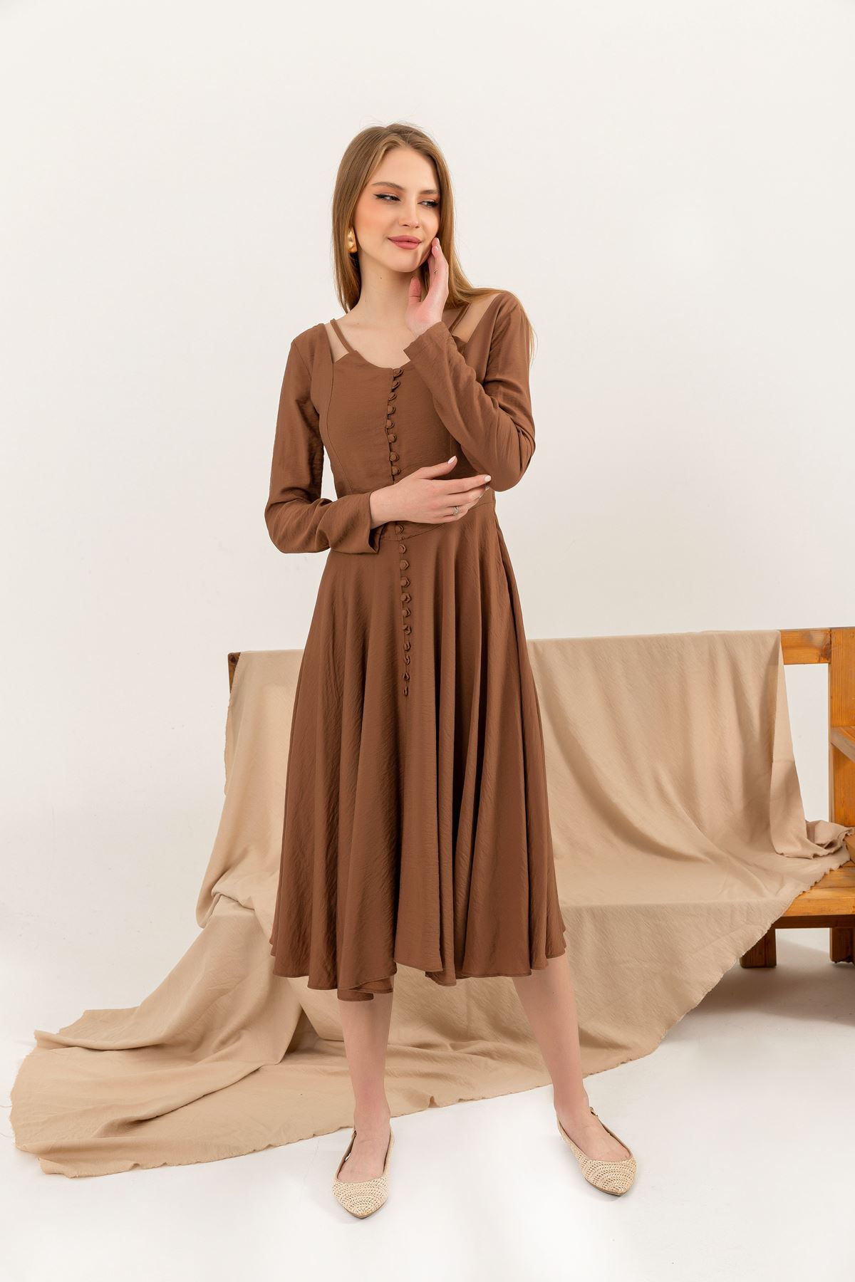Seda Keten Kumaş Önü Düğmeli Askı Detaylı  Kadın Elbise-Kahve