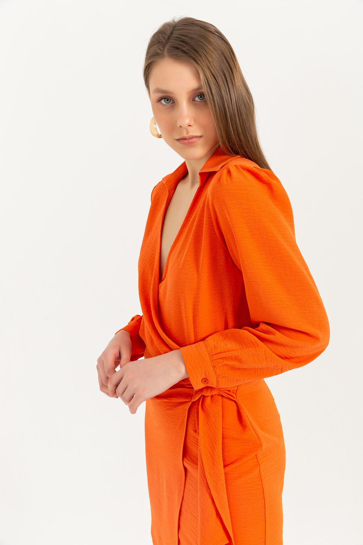 İthal Aerobin Kumaş Uzun Kollu V Yaka Kuşaklı Kadın Elbise-Oranj