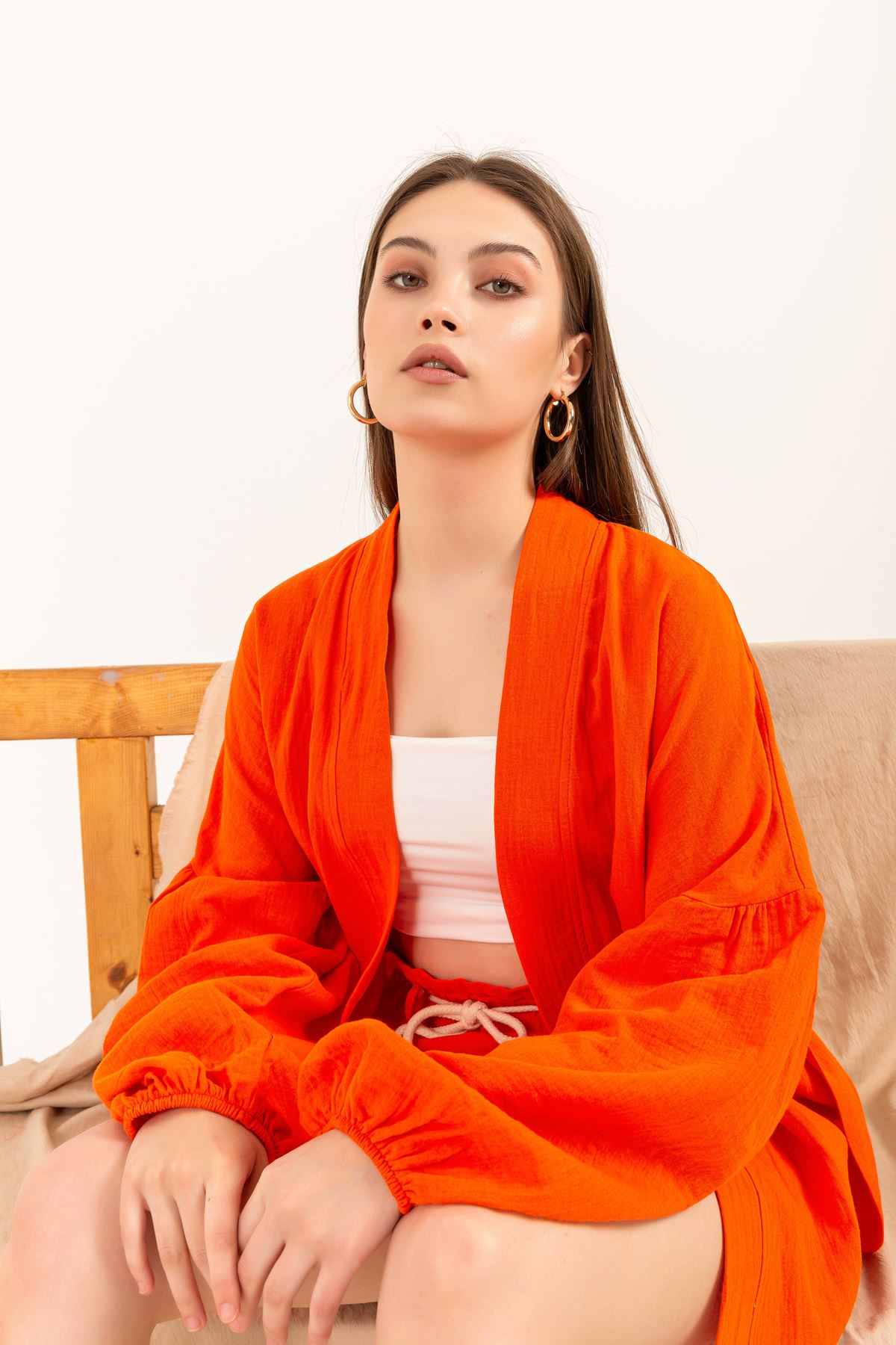 Müslin Kumaş Balon Kollu Rahat Kalıp Kadın Kimono-Oranj