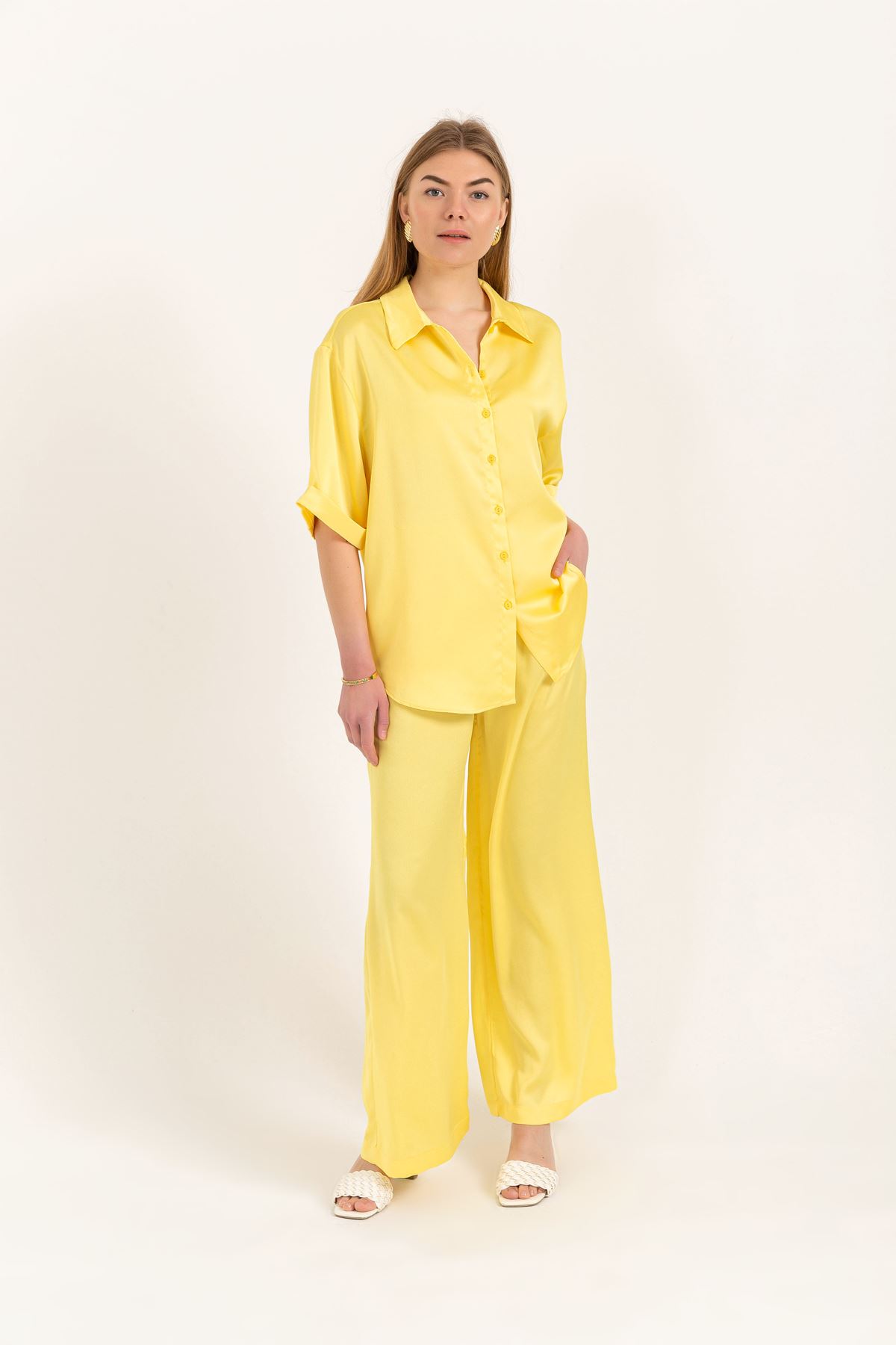 Saten Kumaş Oversize Kadın Gömlek-Sarı