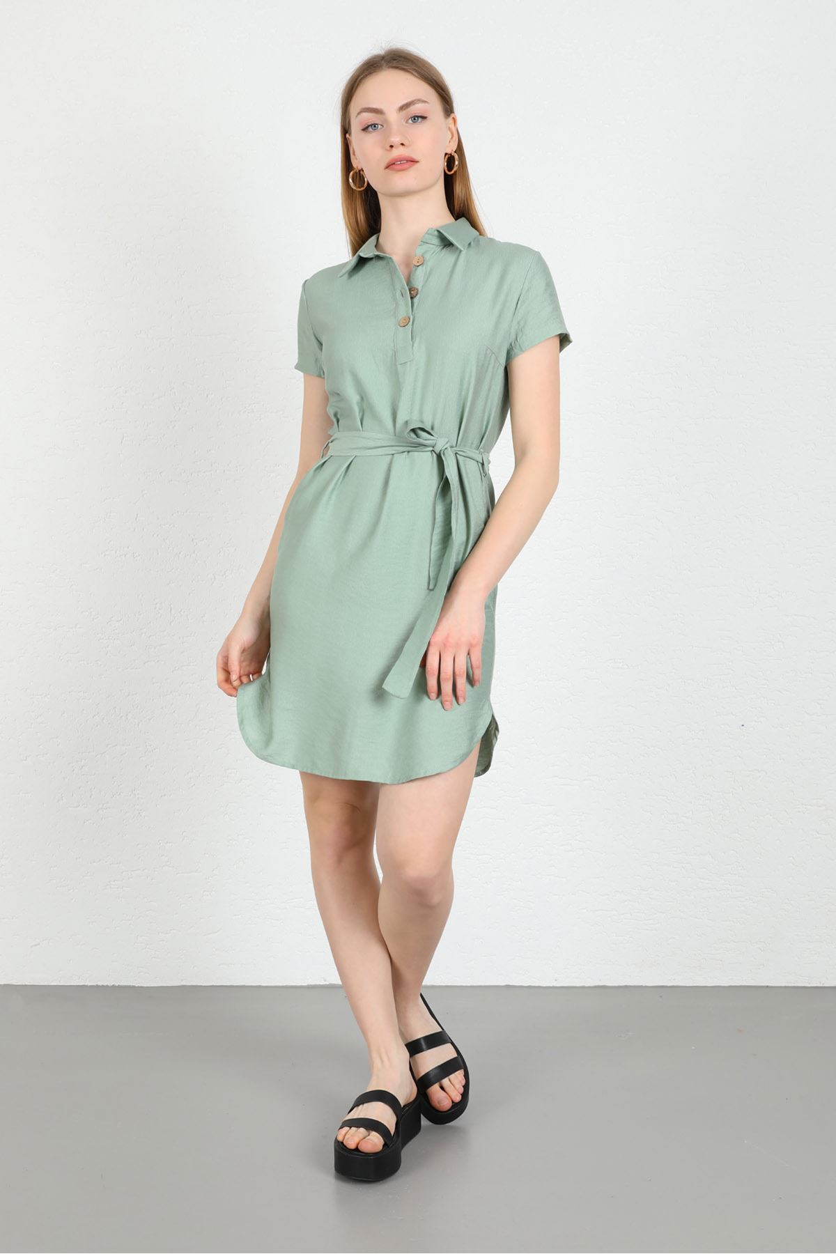 Keten Kumaş Gömlek Yaka Tam Kalıp Düğme Detaylı Kadın Elbise-Mint