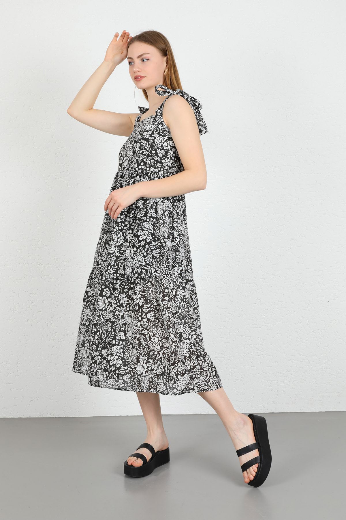 Вуаль Ткань Квадратная шея цветочный принтженское платье до колен - Чёрный