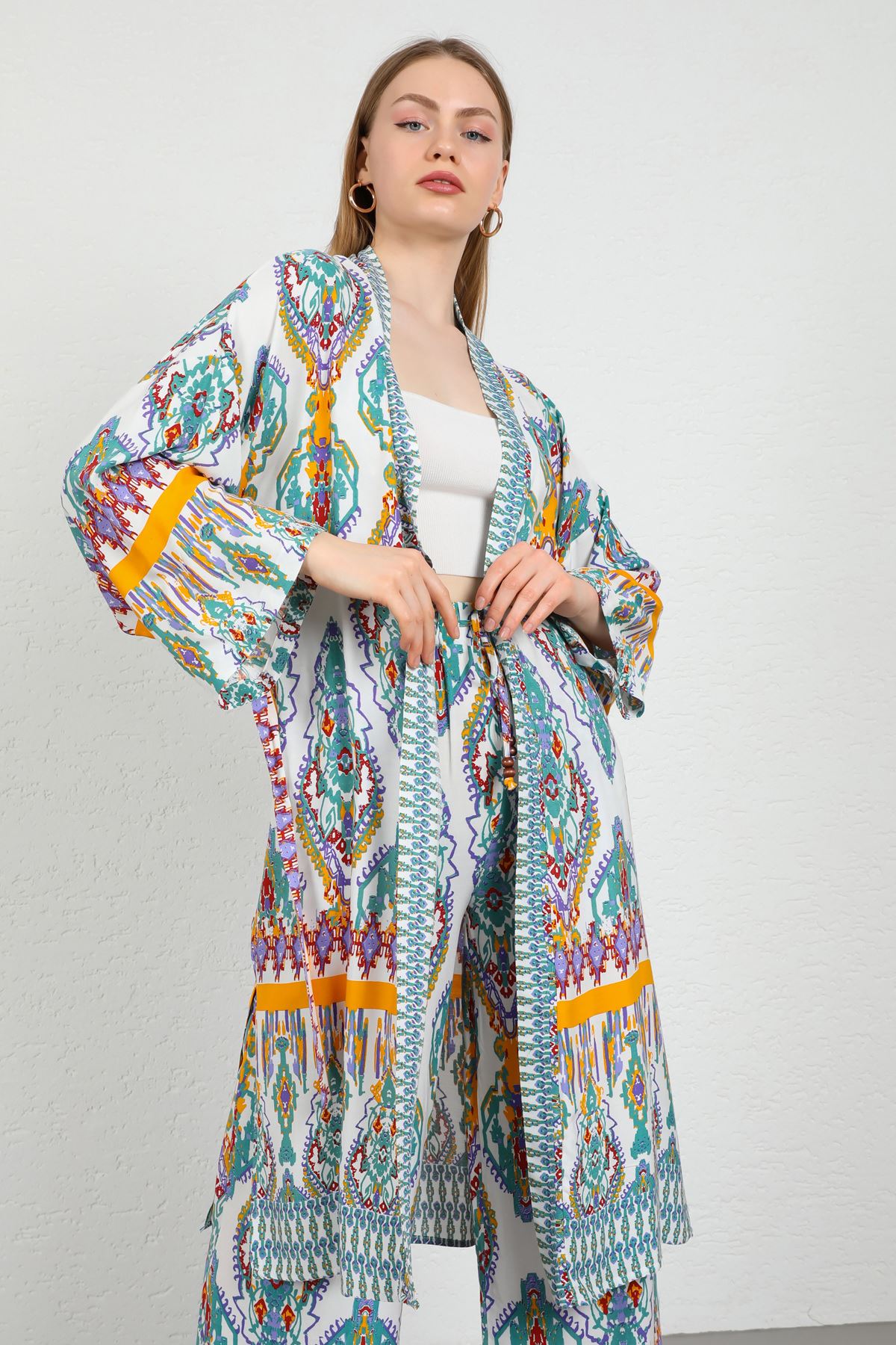 Длинное женское кимоно из вискозной ткани с этническим узором-Ментоловый