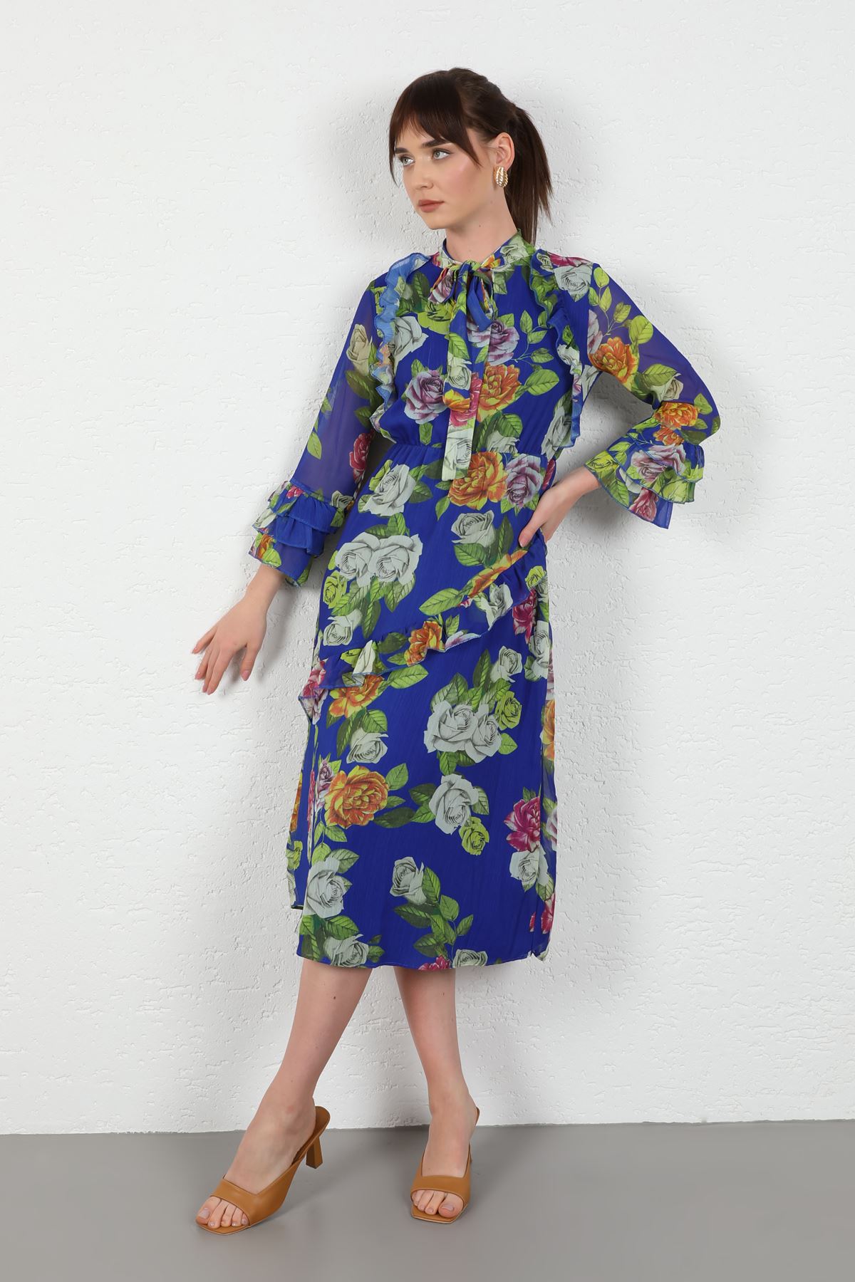 Yoryo Şifon Kumaş Kol Detay Çiçek Desen Uzun Kadın Elbise-Saks
