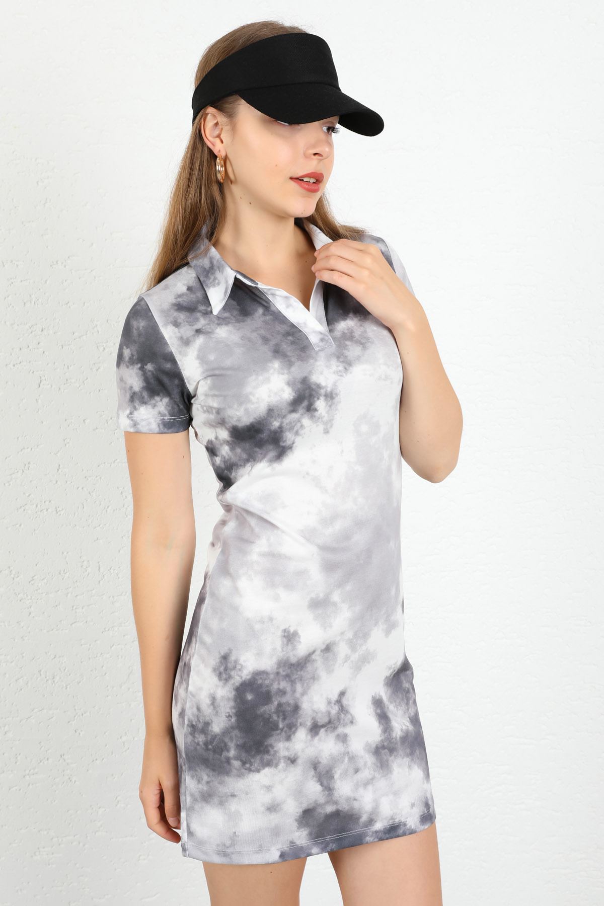 فستان نسائي قماش اطلس 3/4 الحجم كلاسيك - اسود