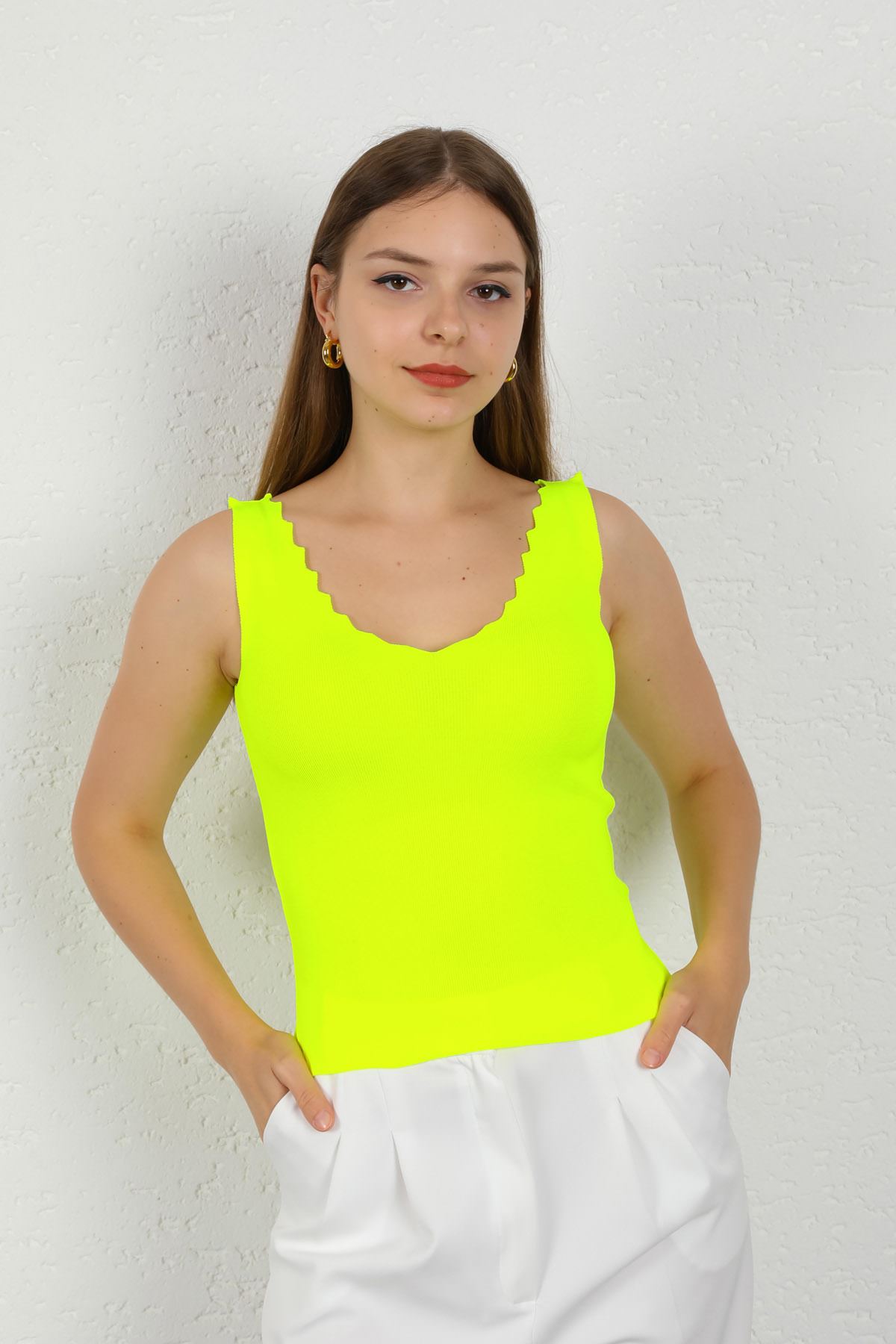 Triko Kumaş Merdiven Yaka Kadın Bluz-Neon Sarı