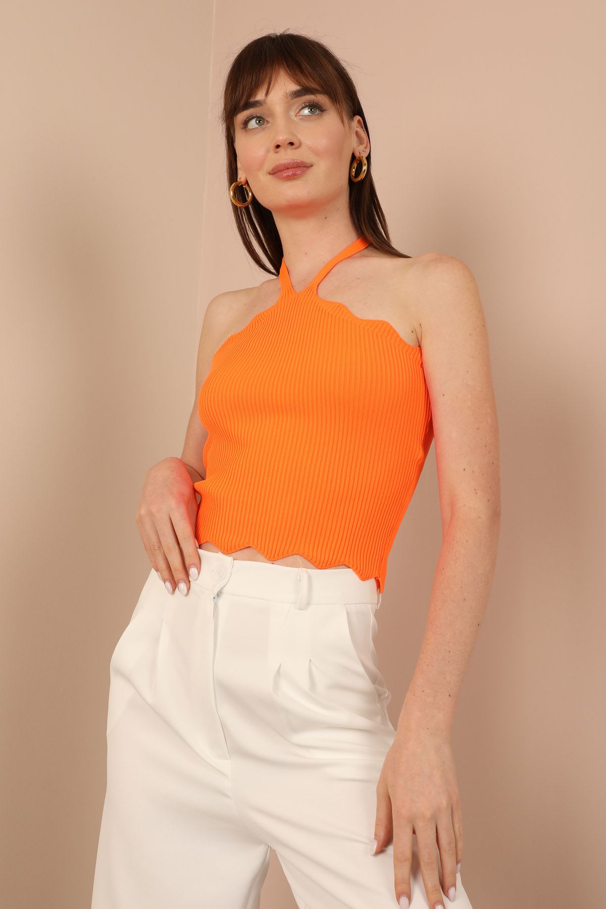 Triko Kumaş Boyun Bağlama Detay Kadın Bluz-Neon Oranj