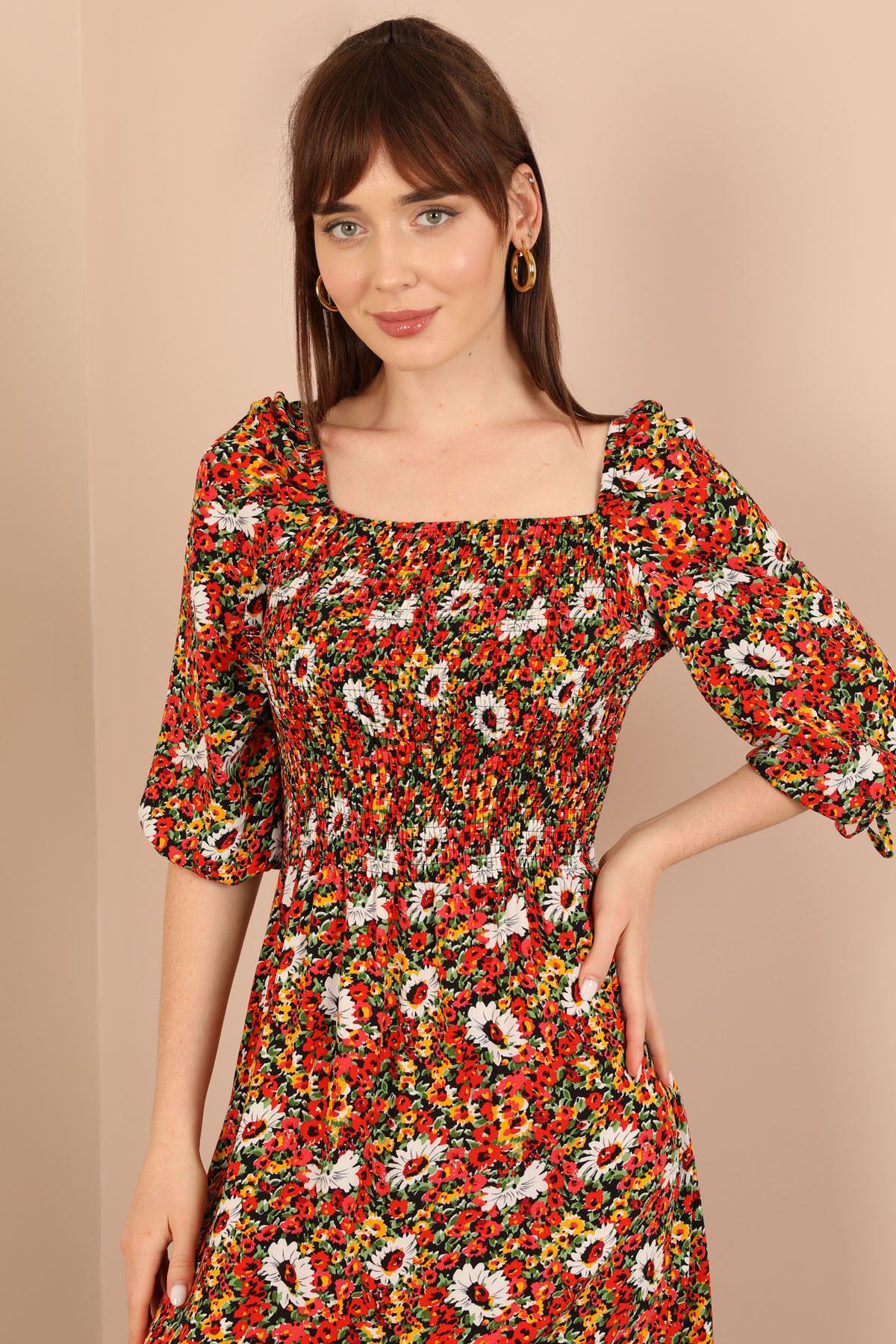 فستان نسائي قماش فيسكون 3/4 الحجم طوق مربع ميدي ضيق زهرة مقرمشة - أحمر