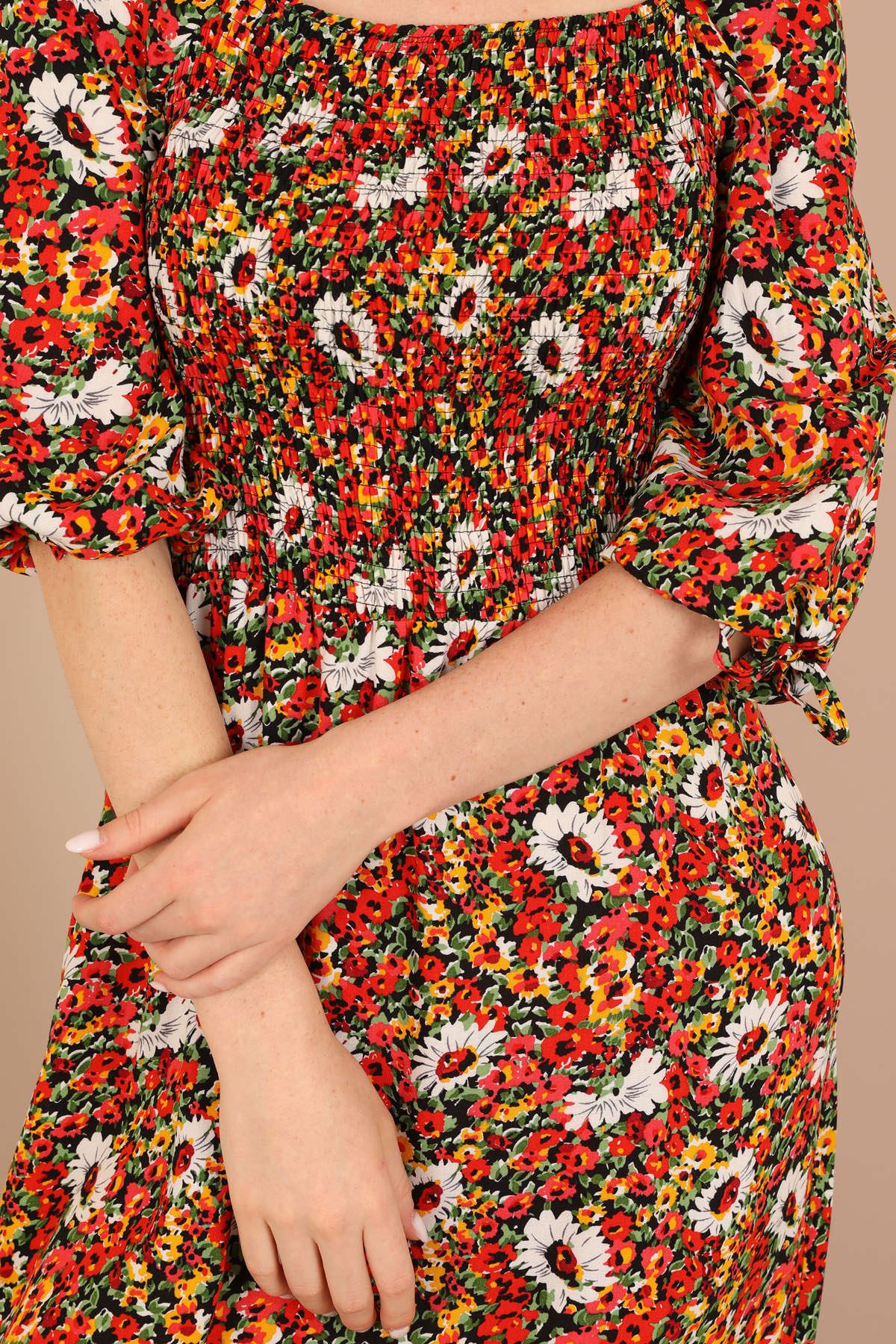 فستان نسائي قماش فيسكون 3/4 الحجم طوق مربع ميدي ضيق زهرة مقرمشة - أحمر