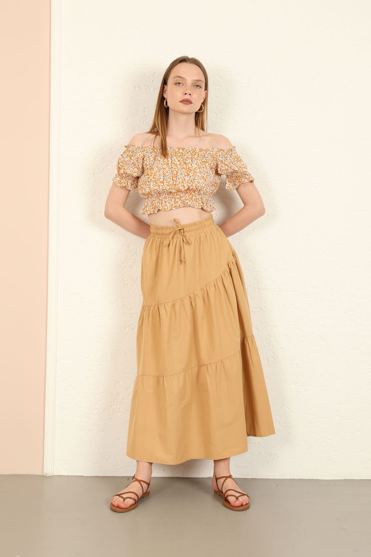 Soft Woven Fabric Long Wide Fit Elastik Waist Women'S Skirt - Beige 