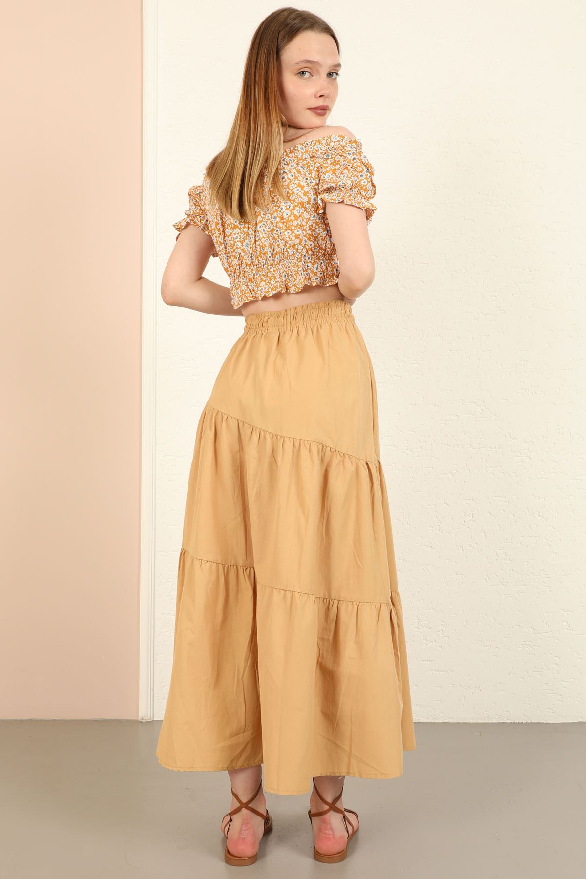 Soft Woven Fabric Long Wide Fit Elastik Waist Women'S Skirt - Beige 