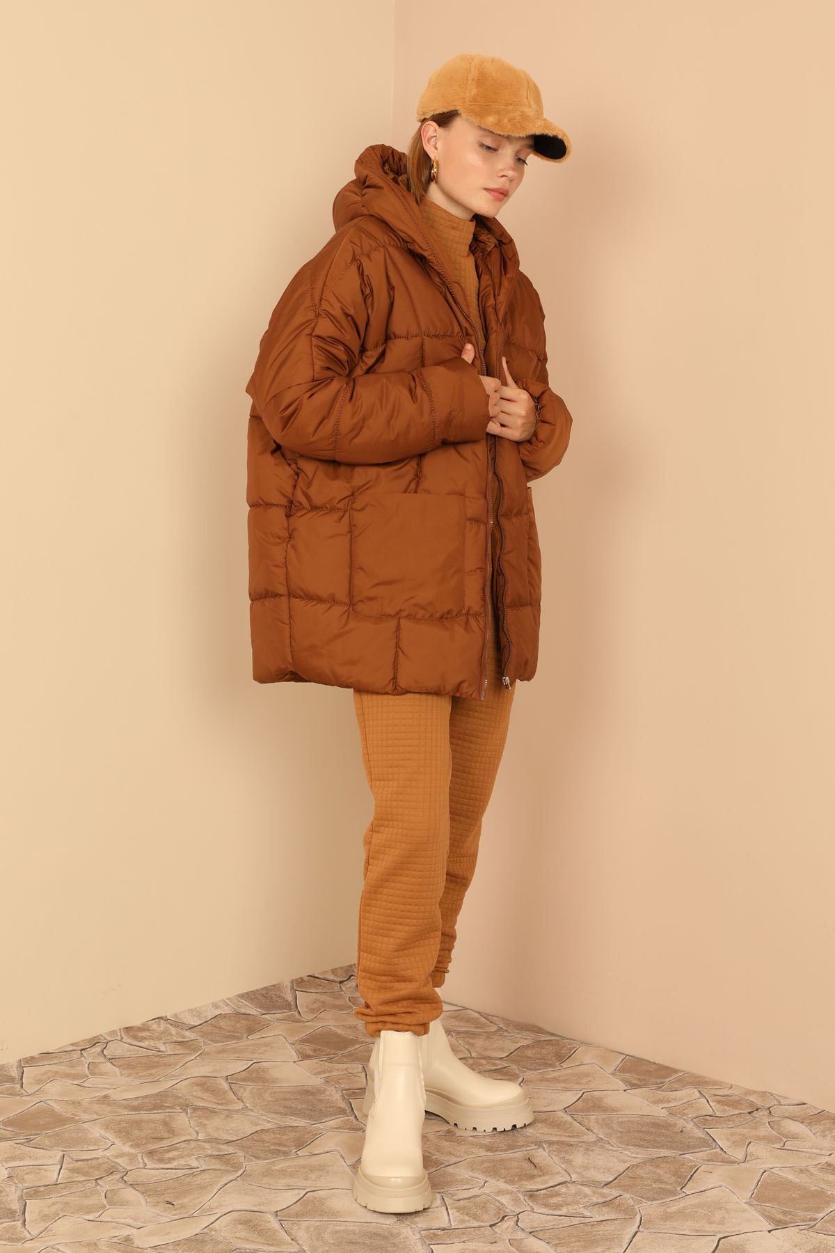 Quilted Fabric Long Sleeve Zip Neck Short Oversize Women Coat - Brown