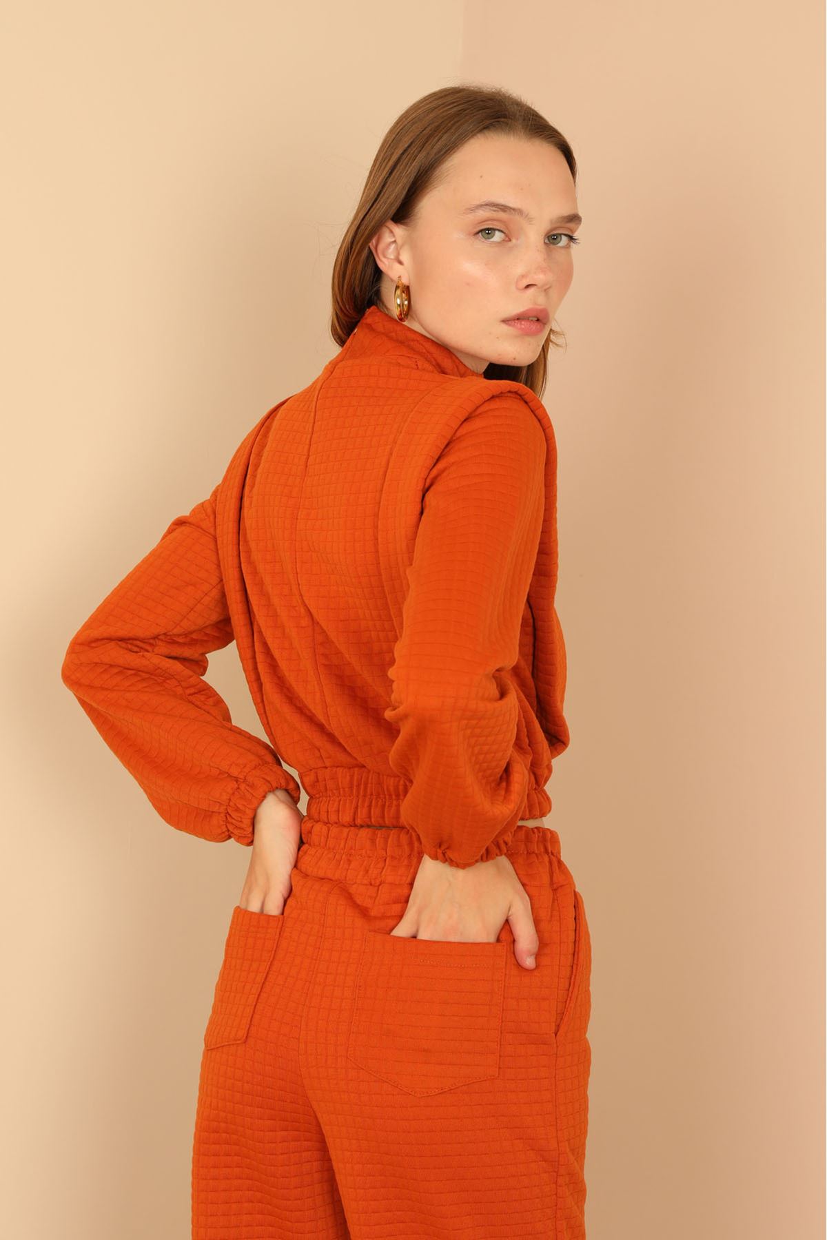 Quilted Fabric Long Sleeve Roll Neck Long Detailed Shoulder Women'S Set - Cinnamon 