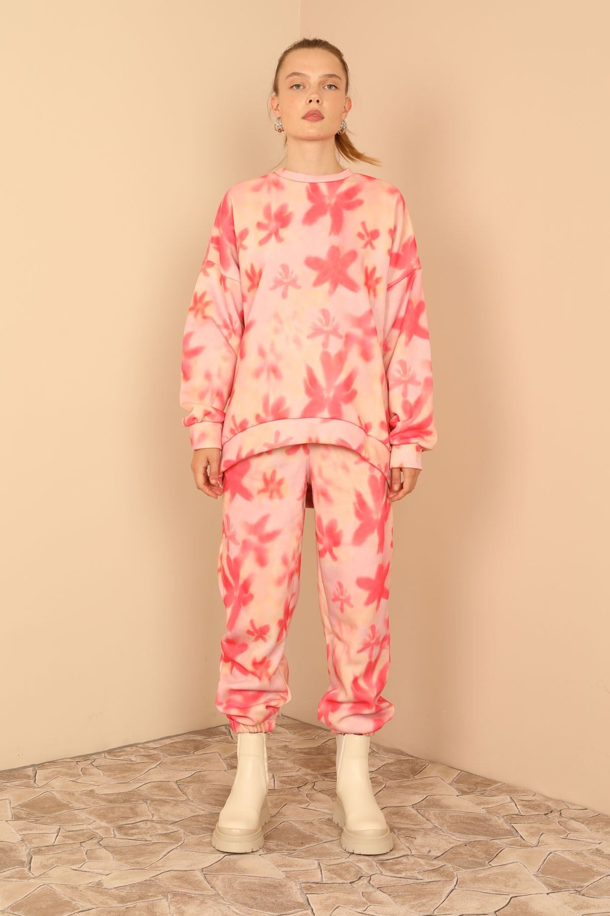 Third Knit Fabric Long Sleeve O-Neck Floral Print Women'S Set - Light Pink