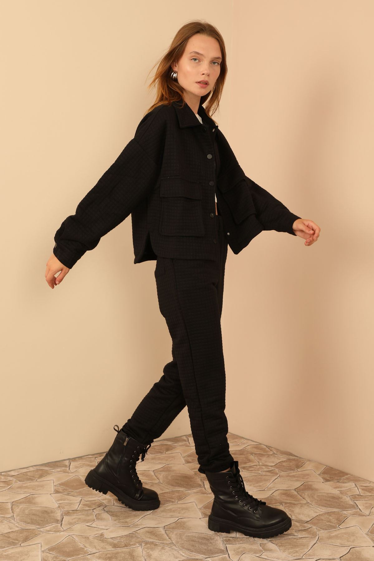 Quilted Fabric Long Sleeve Below The Hips Oversize Women'S Trouser - Black