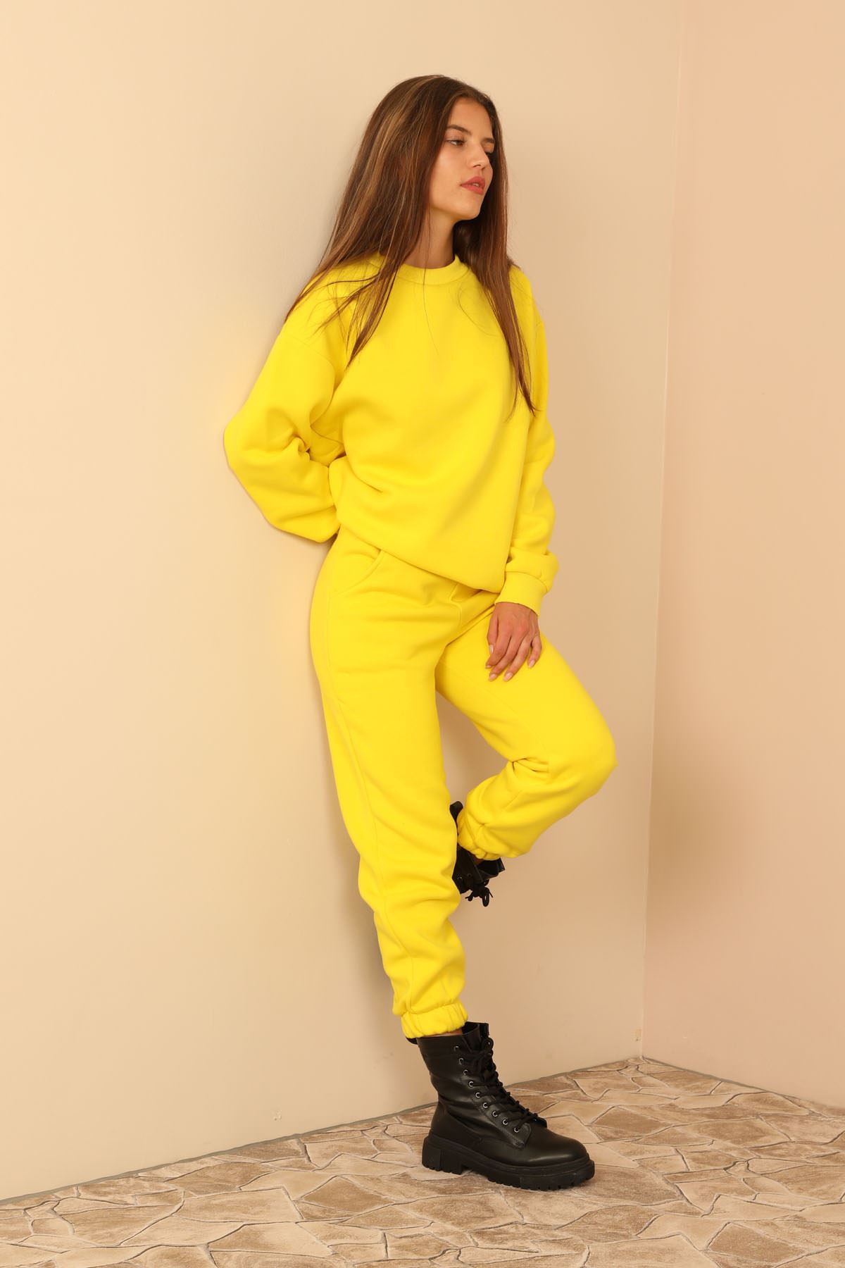 Third Knit Fabric Long Comfy Fit Elastic Hems Women'S Trouser - Yellow