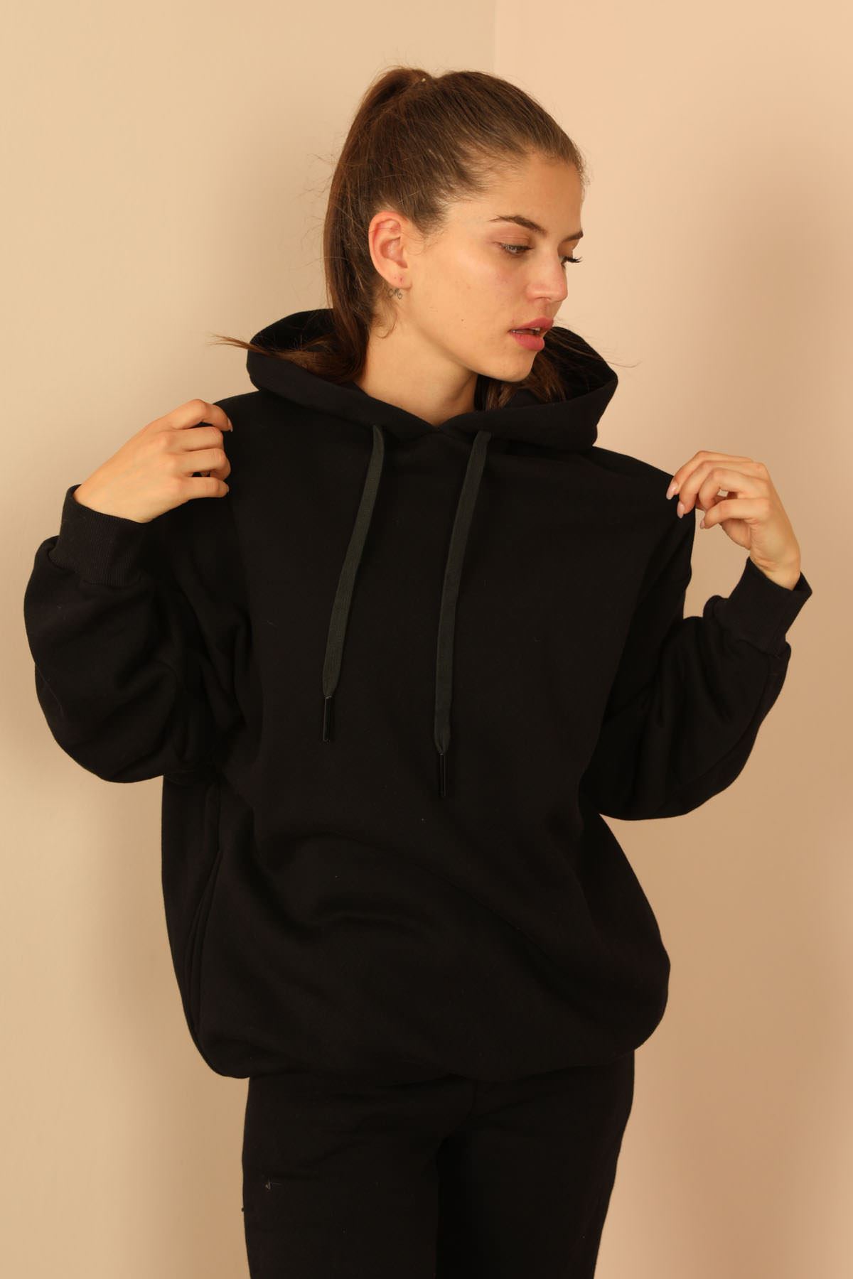 Third Knit With Wool İnside Fabric Hooded Hip Height Oversize Women Sweatshirt - Black