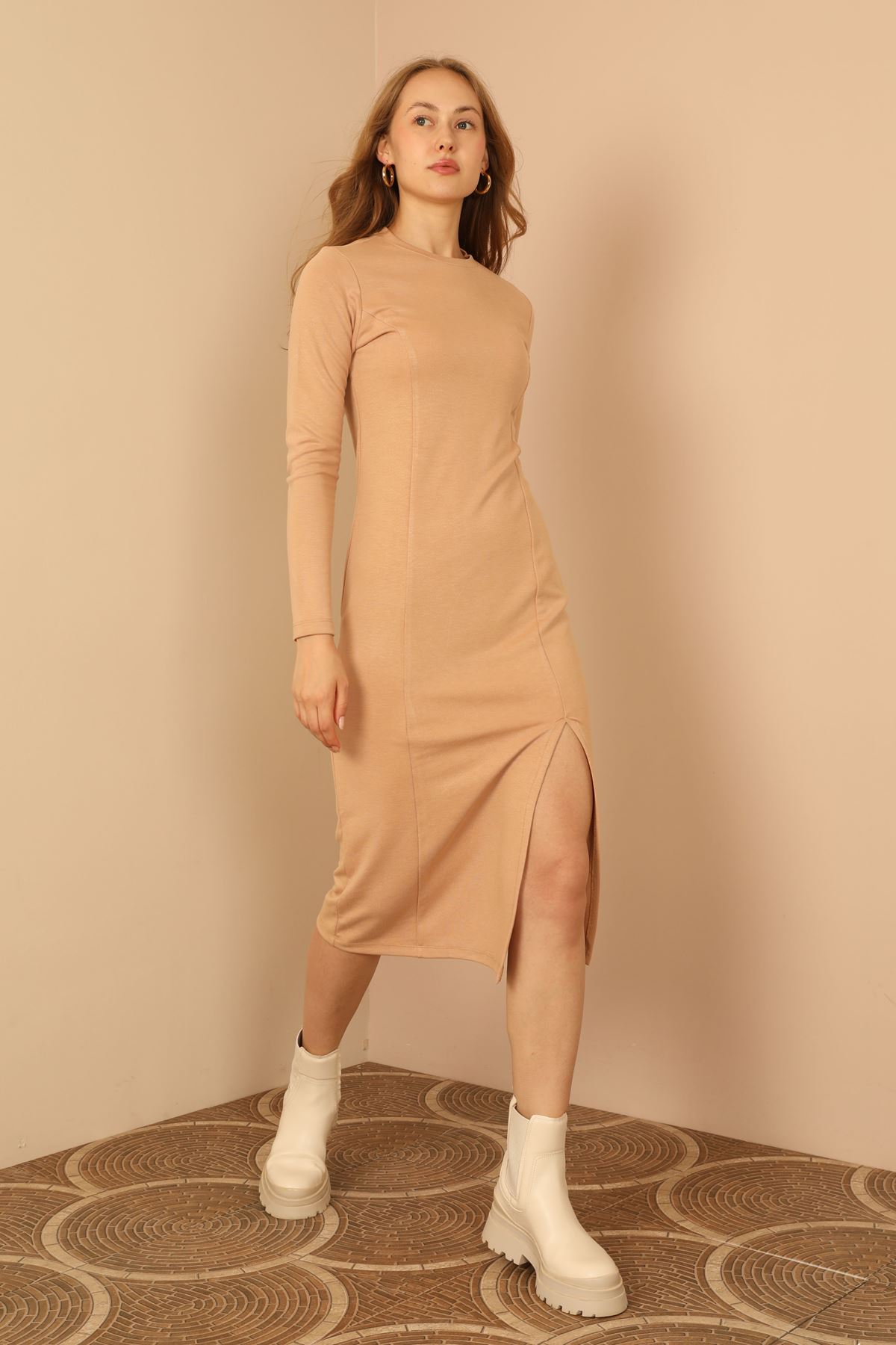 Knit Fabric Long Sleeve Bicycle Collar Tight Fit Slit Mini Women Dress - Beige 