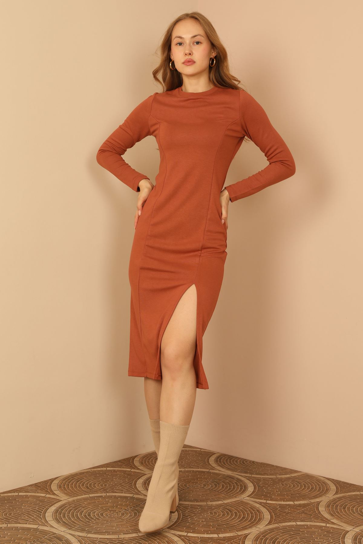 Knit Fabric Long Sleeve Bicycle Collar Tight Fit Slit Mini Women Dress - Brick 