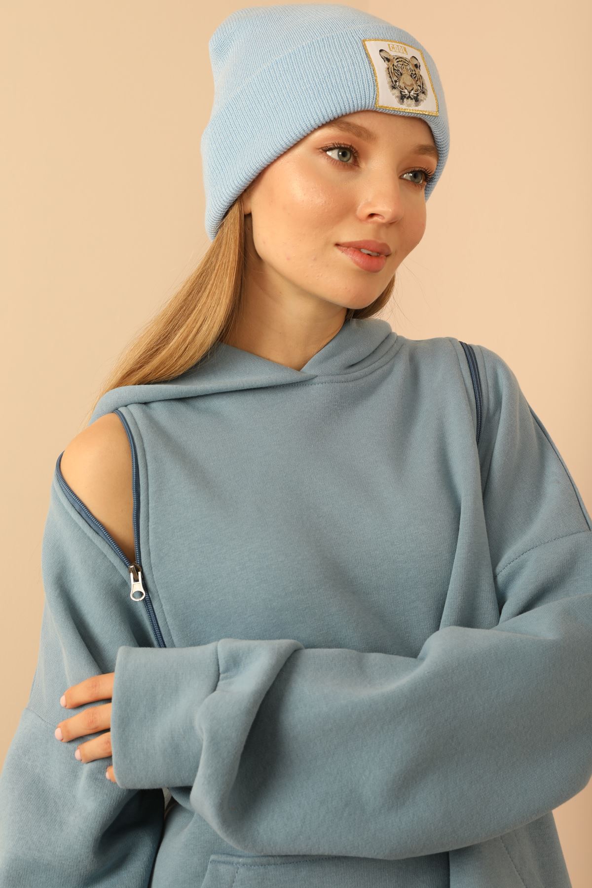трехнитка ткань длинныйе рукава с капюшоном женский свитшот - Голубой