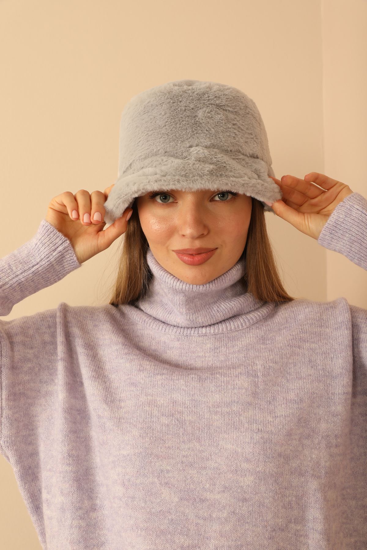 Plush Fabric Women's Bucket HatGrey
