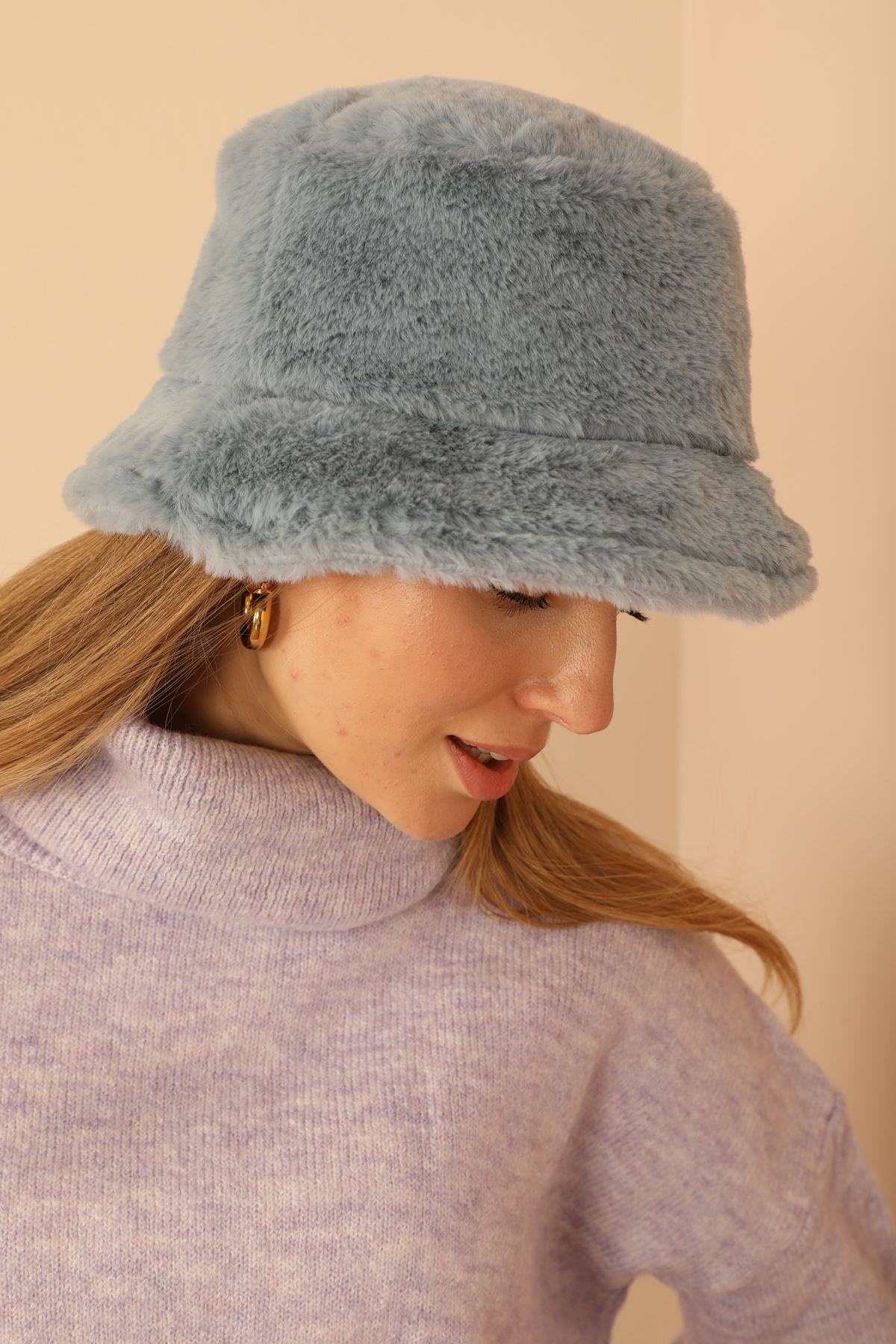 Plush Fabric Women's Bucket HatLight Blue