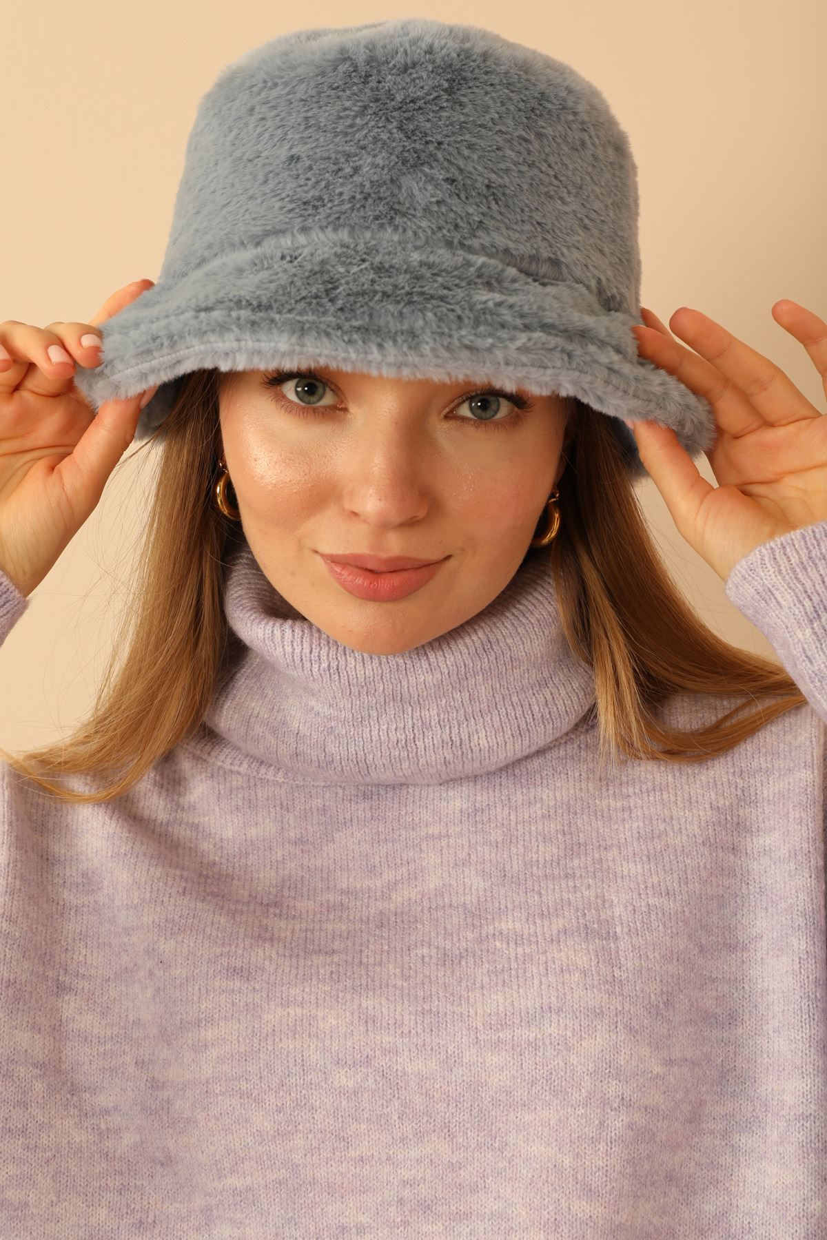 Plush Fabric Women's Bucket HatLight Blue