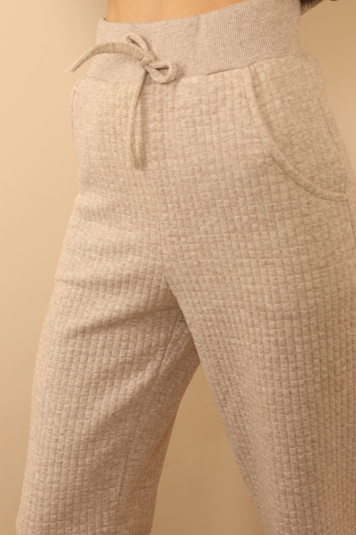 Honeycomb Fabric Ankle Length Comfy Fit Women'S Sweatpant - Beige 