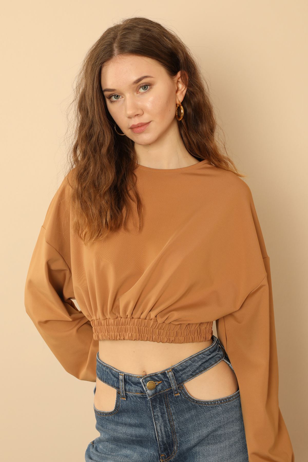 Акваланг ткань с круглым вырезом оверсайз женская блузка - Светло коричневый