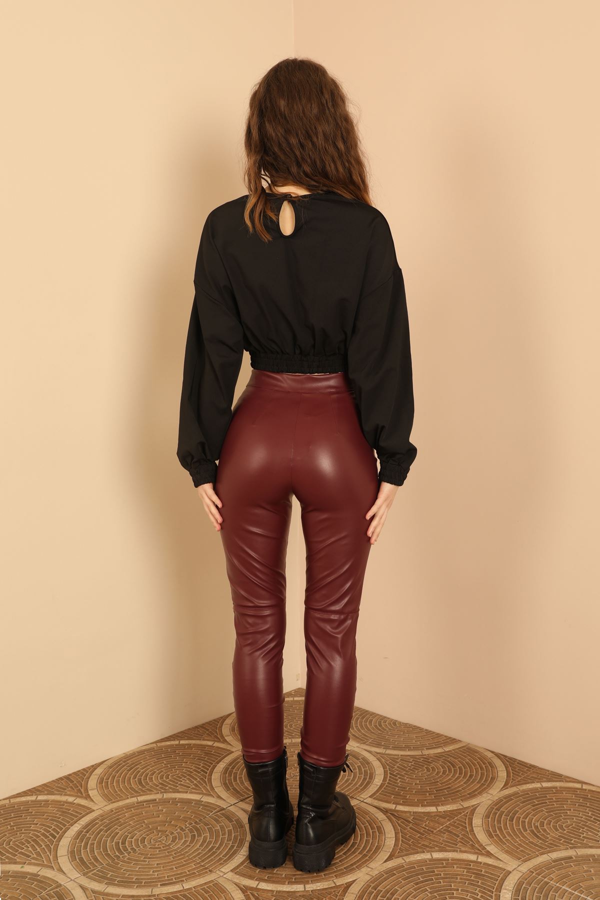 Dalgıç Kumaş Uzun Kollu Oversize/Salaş Beli Lastikli Kadın Bluz-Siyah