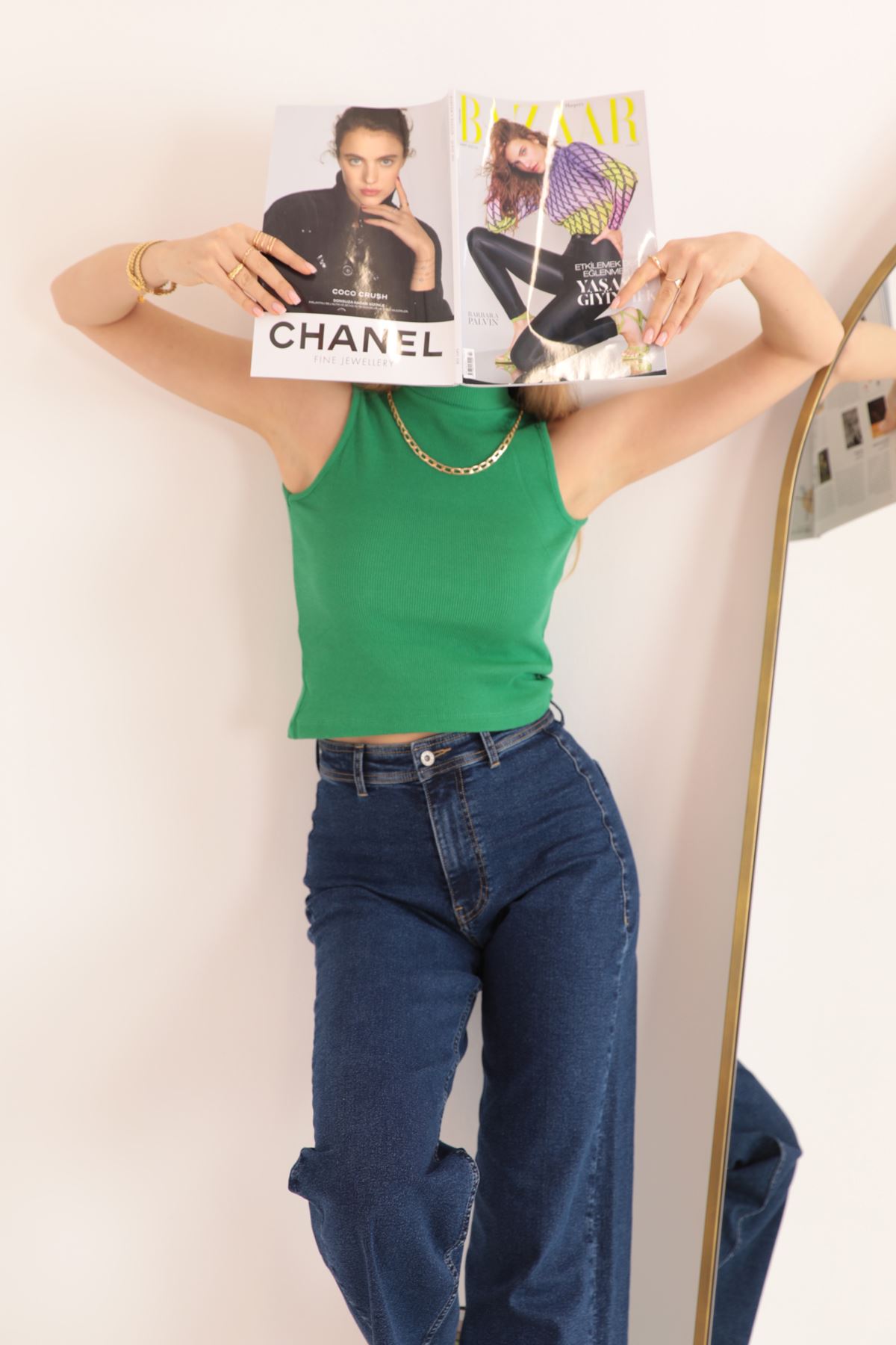 Kaşkorse Kumaş Zincirli Balıkçı Yaka Kolsuz Kadın Bluz-Yeşil