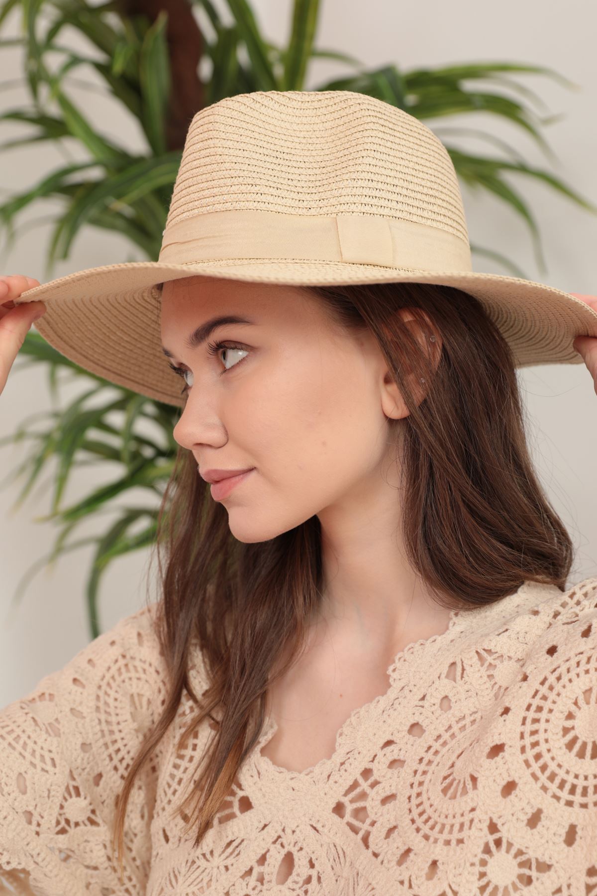 Striped Wide Straw Hat-Beige