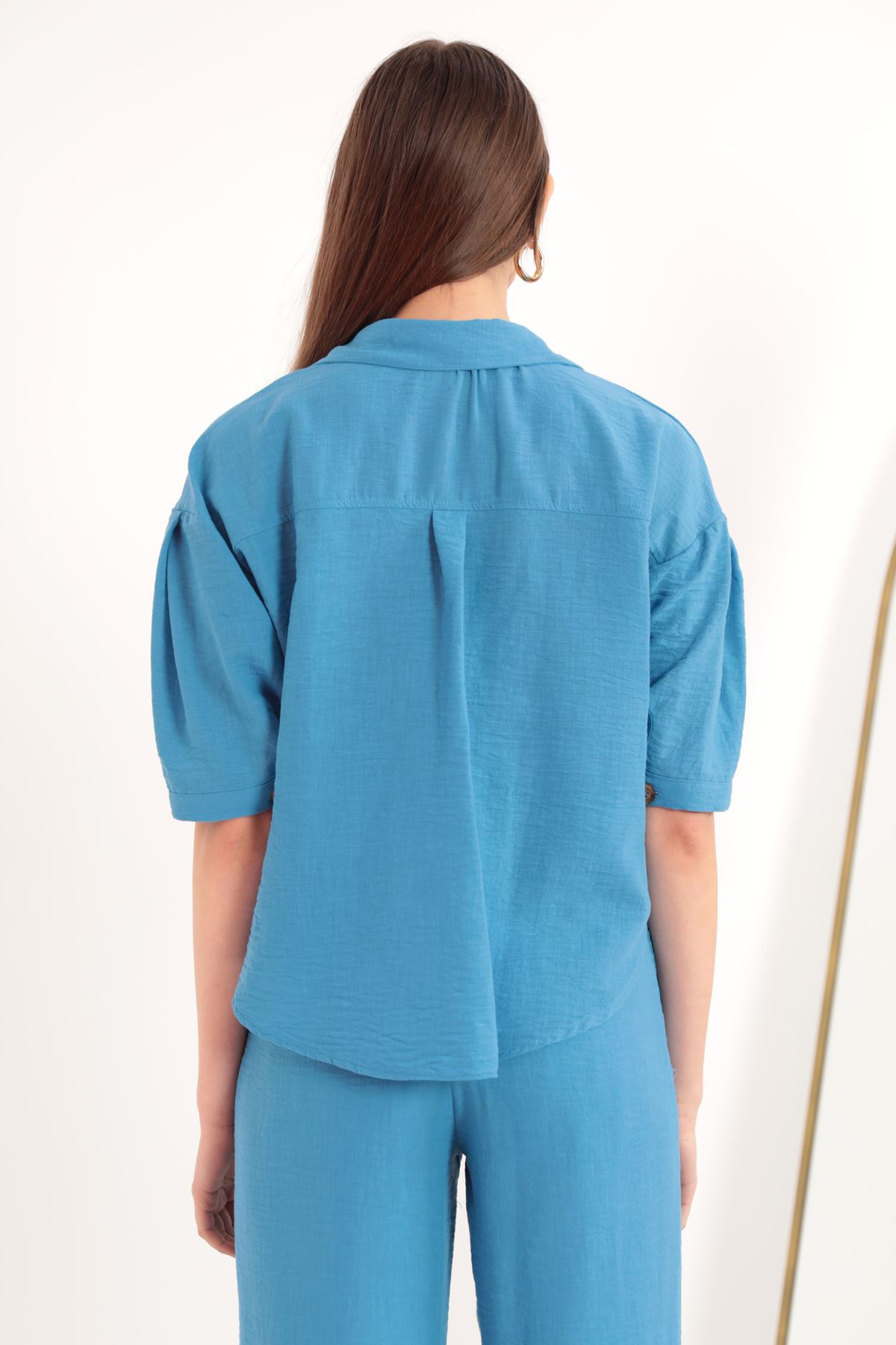 Keten Kumaş Crop Oversize Kadın Gömlek-Mavi
