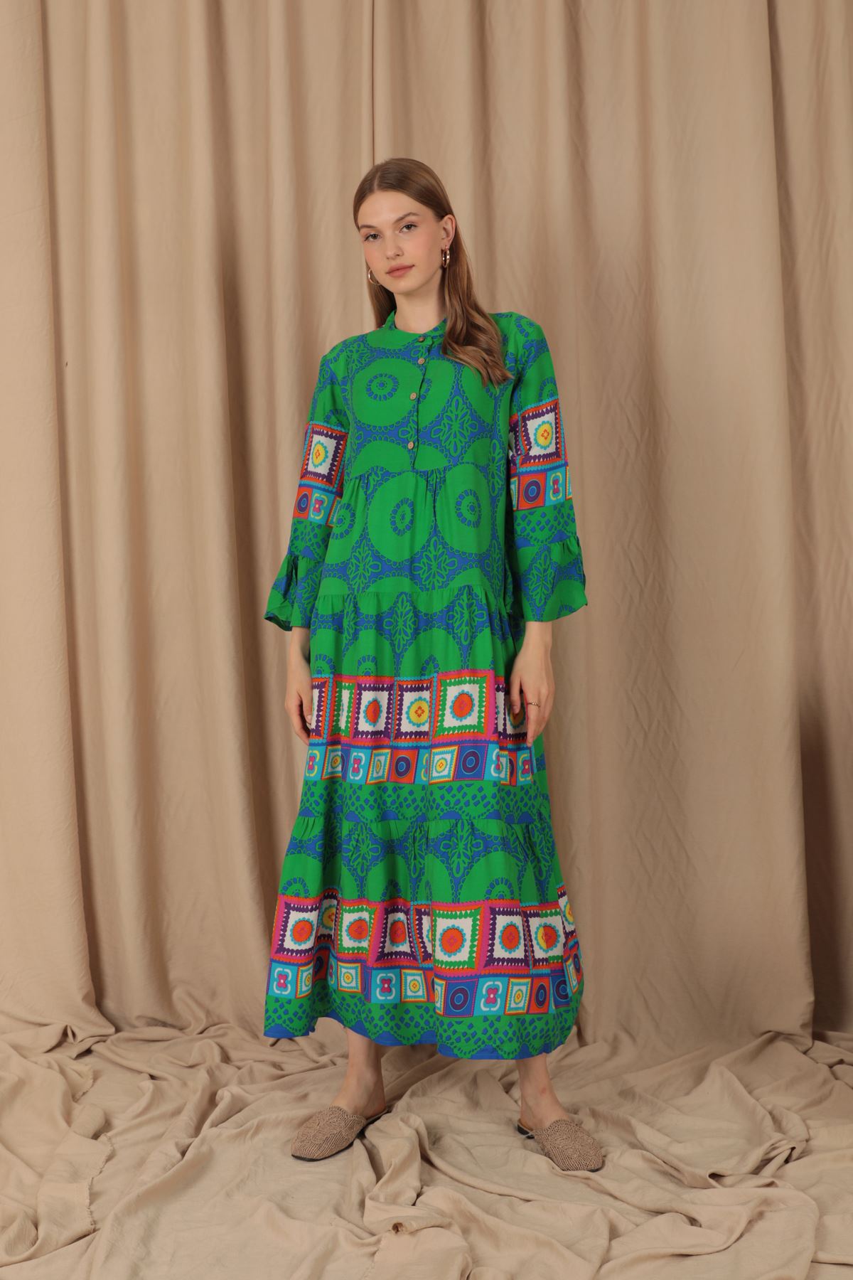 Viskon Empirme Kumaş Hakim Yakalı Düğmeli Kadın Elbise-Yeşil