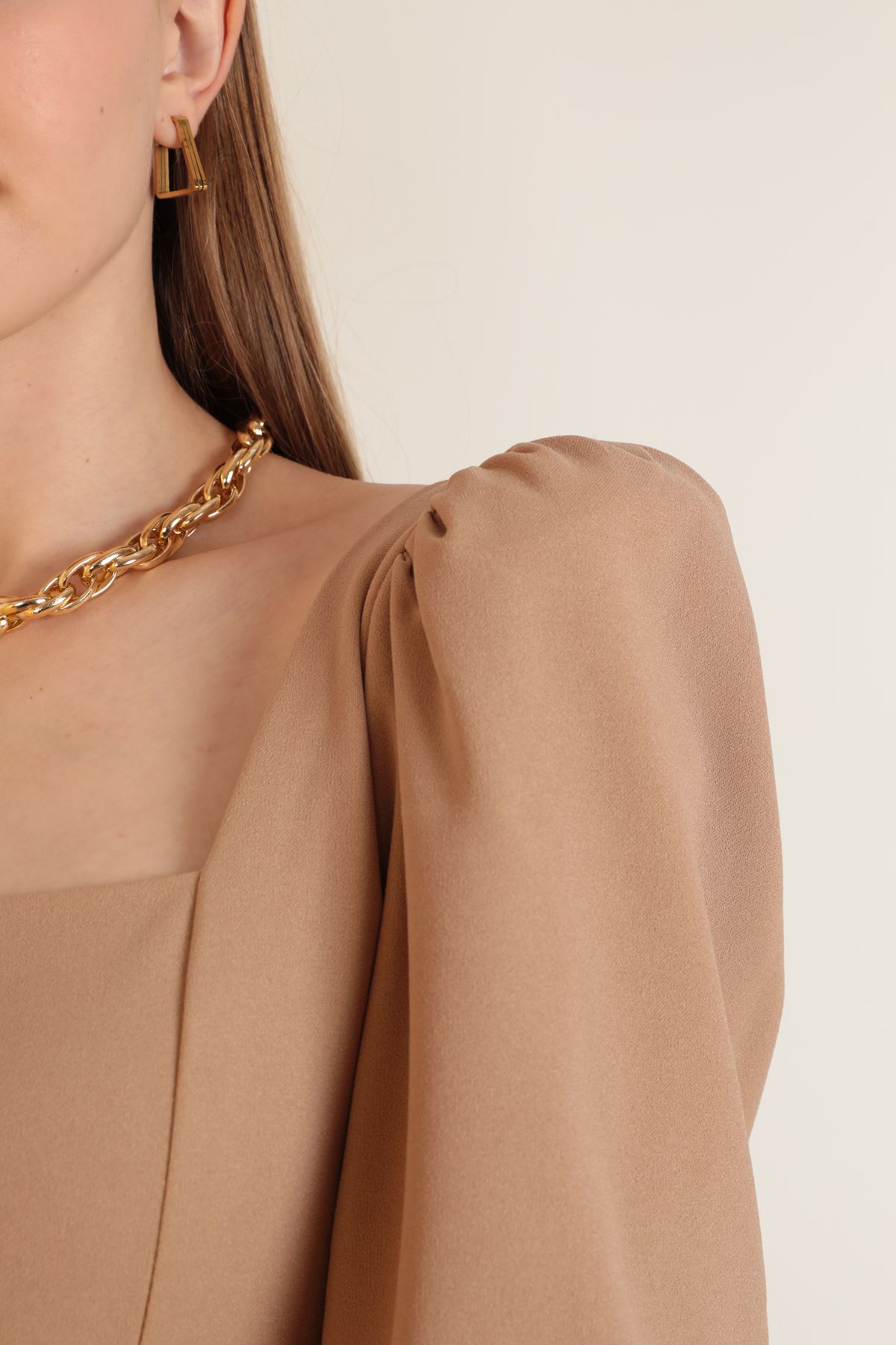 Krep Kumaş Balon Kol Kadın Elbise-Bej