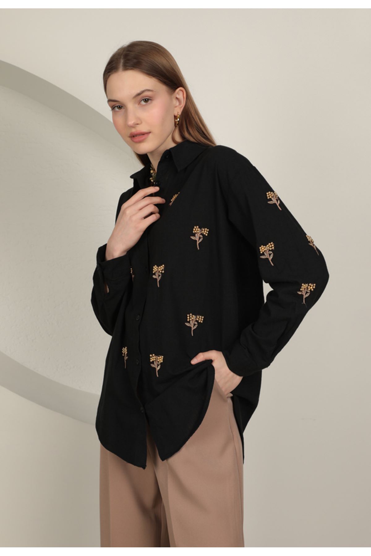 Keten Kumaş Boncuk İşlemeli Kadın Gömlek-Siyah---