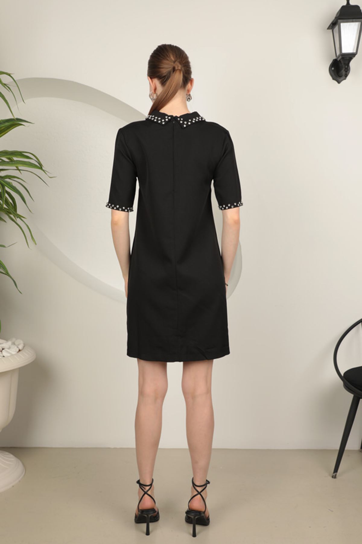 Atlas Kumaş Yakası Taşlı Kadın Elbise-Siyah---