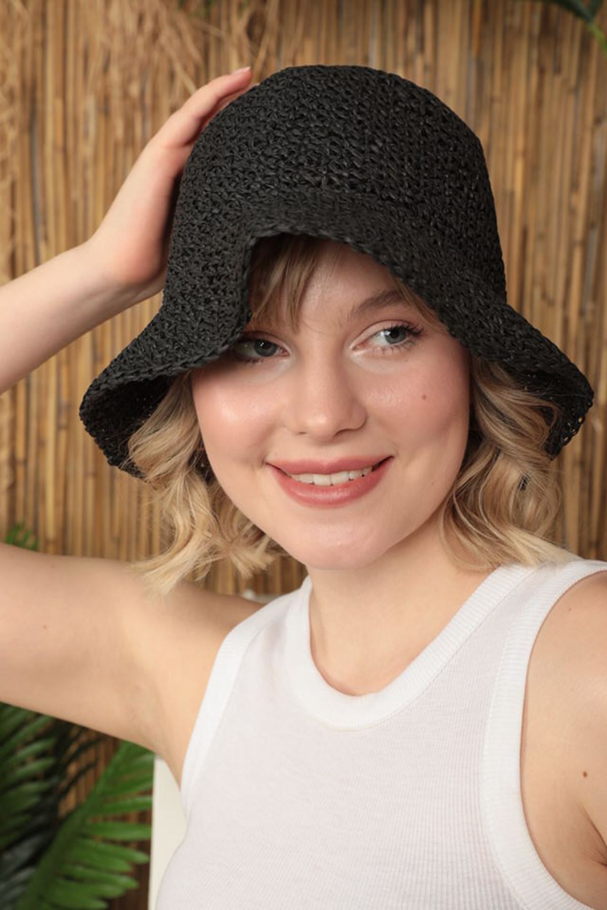 El Örgüsü Kadın Hasır Şapka-Siyah