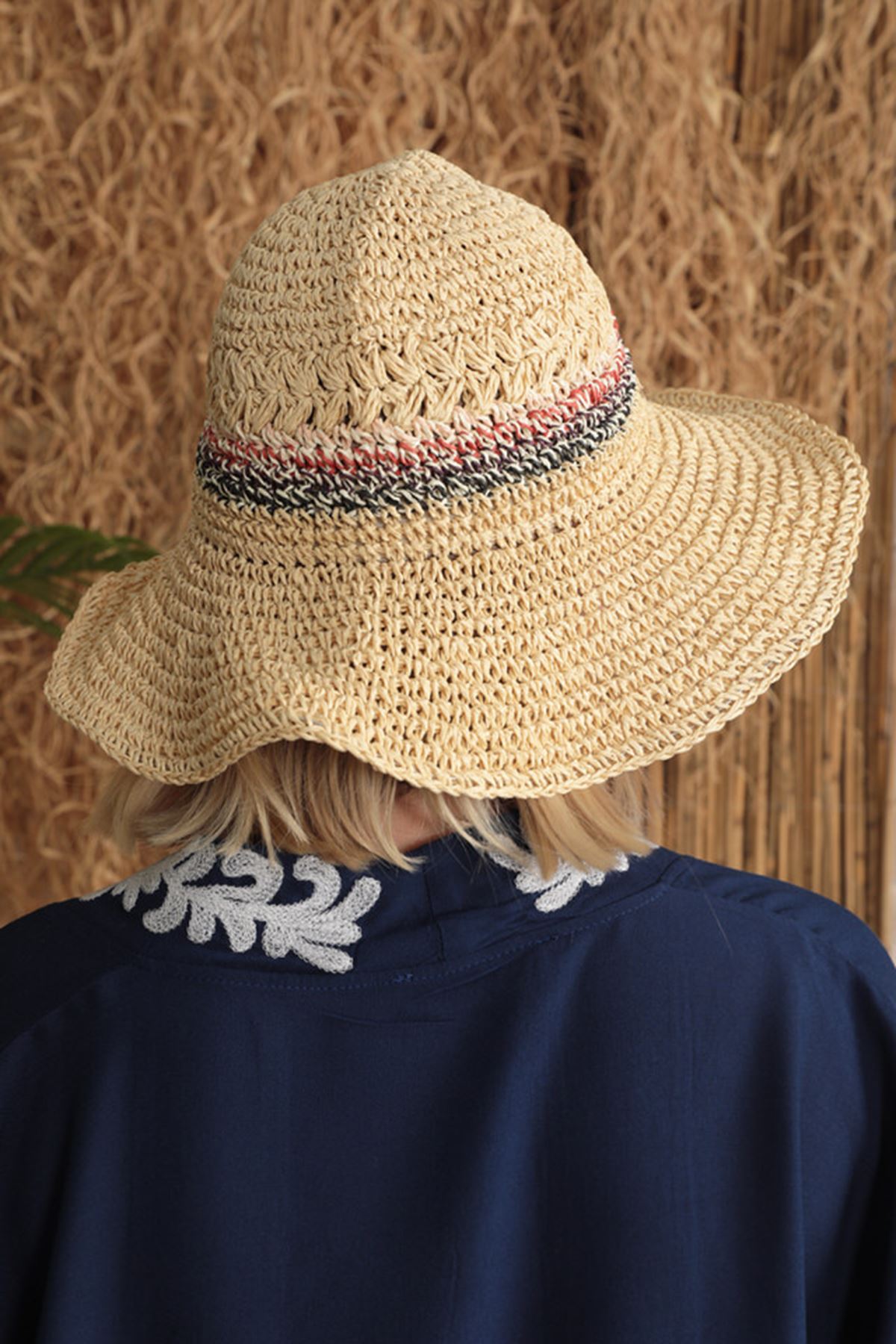 El Örgüsü Kadın Hasır Şapka-Bej